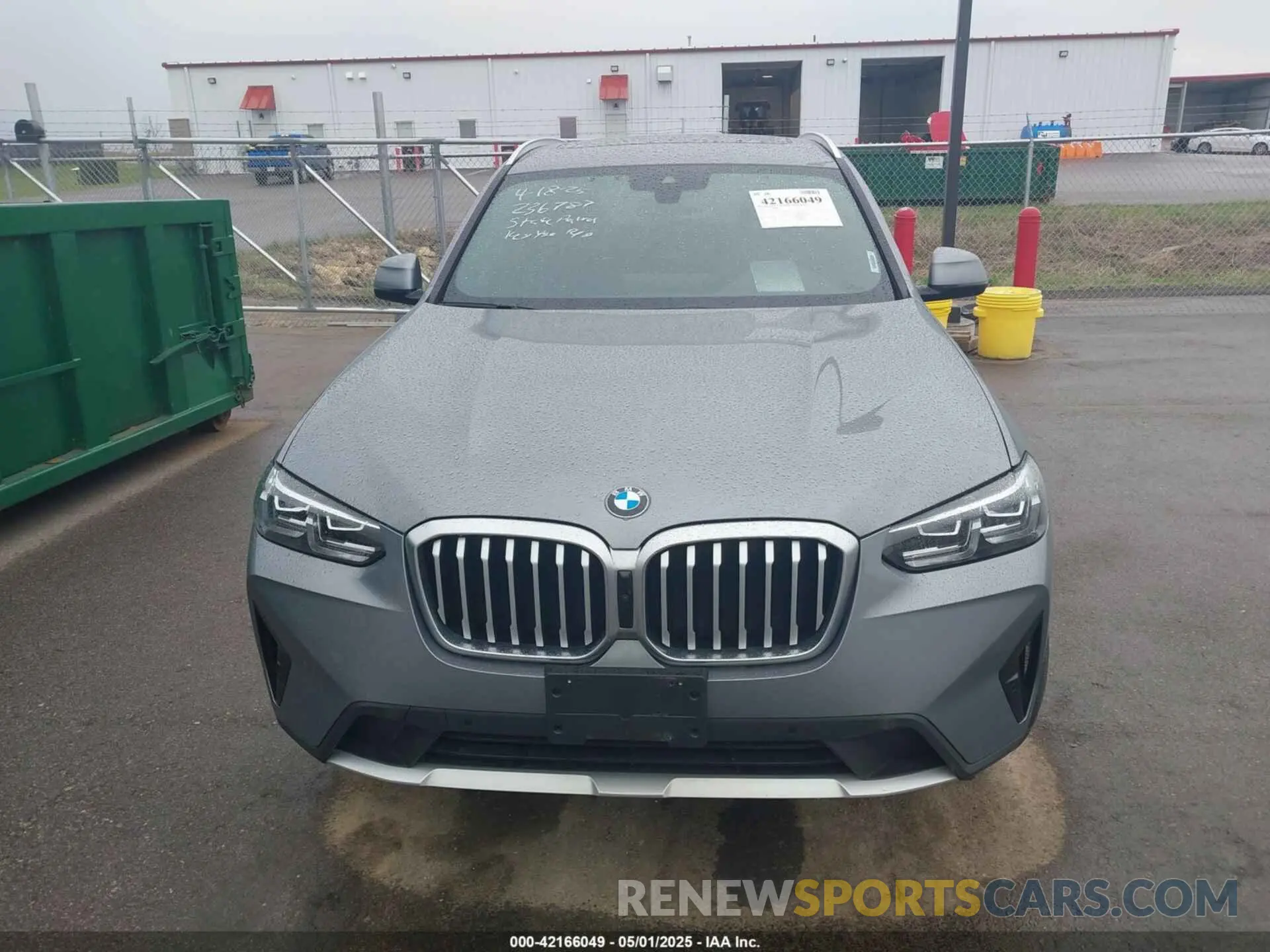 13 Photograph of a damaged car 5UX53DP0XP9R19180 BMW X3 2023