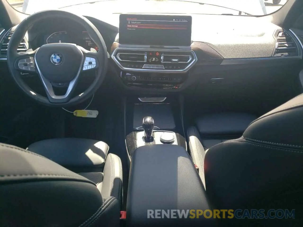 8 Photograph of a damaged car 5UX53DP0XP9R66015 BMW X3 2023