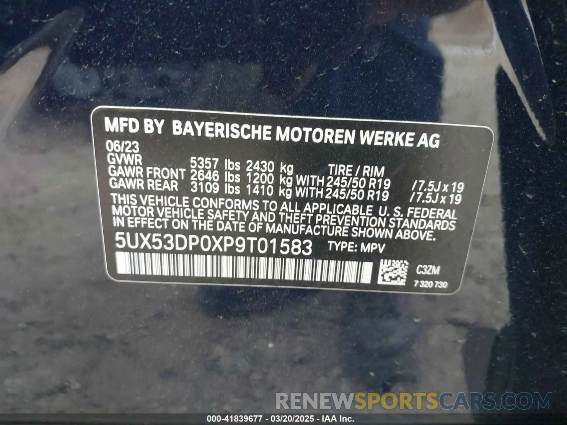 9 Photograph of a damaged car 5UX53DP0XP9T01583 BMW X3 2023