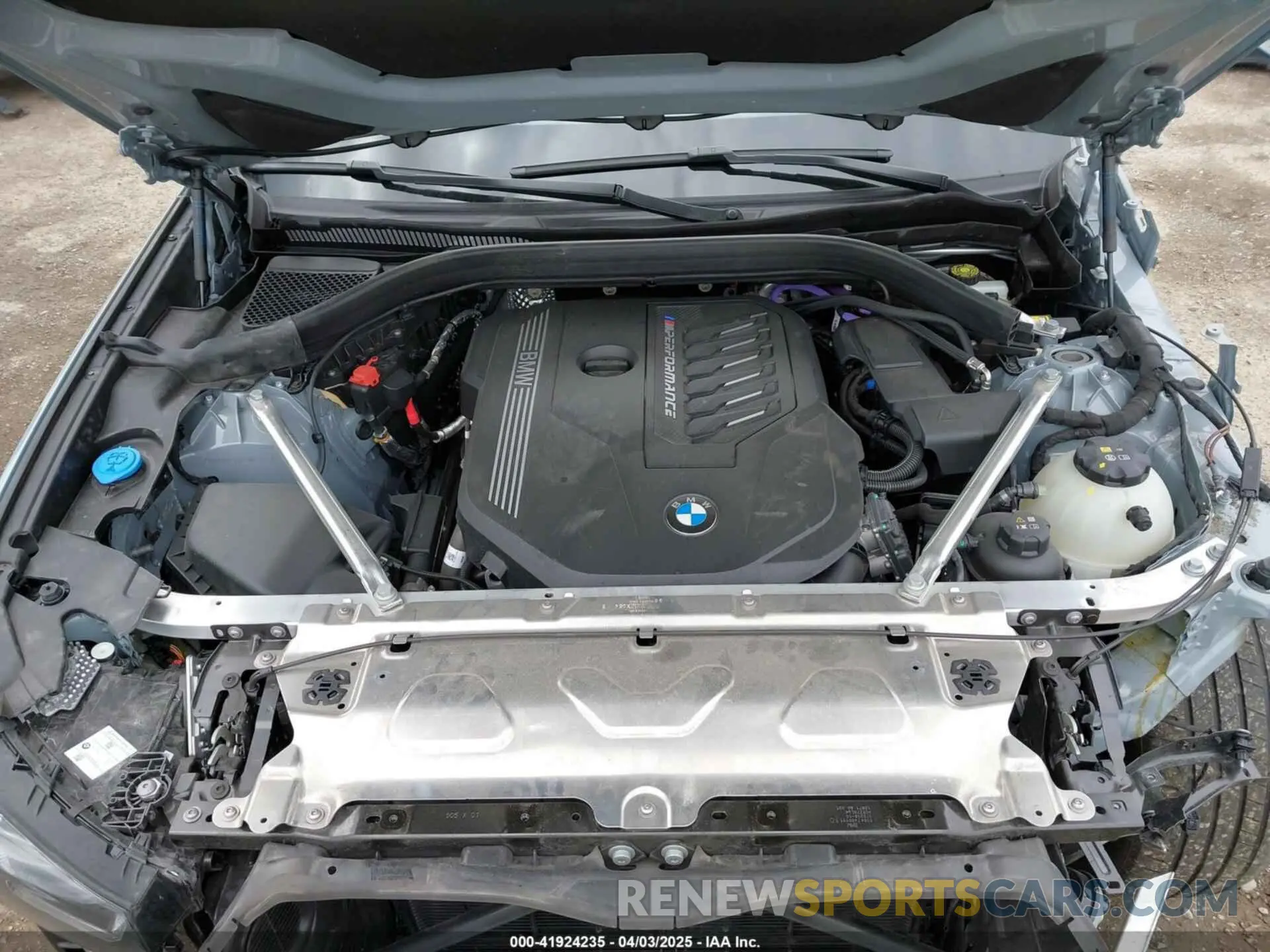 10 Photograph of a damaged car 5UX83DP00P9R87761 BMW X3 2023
