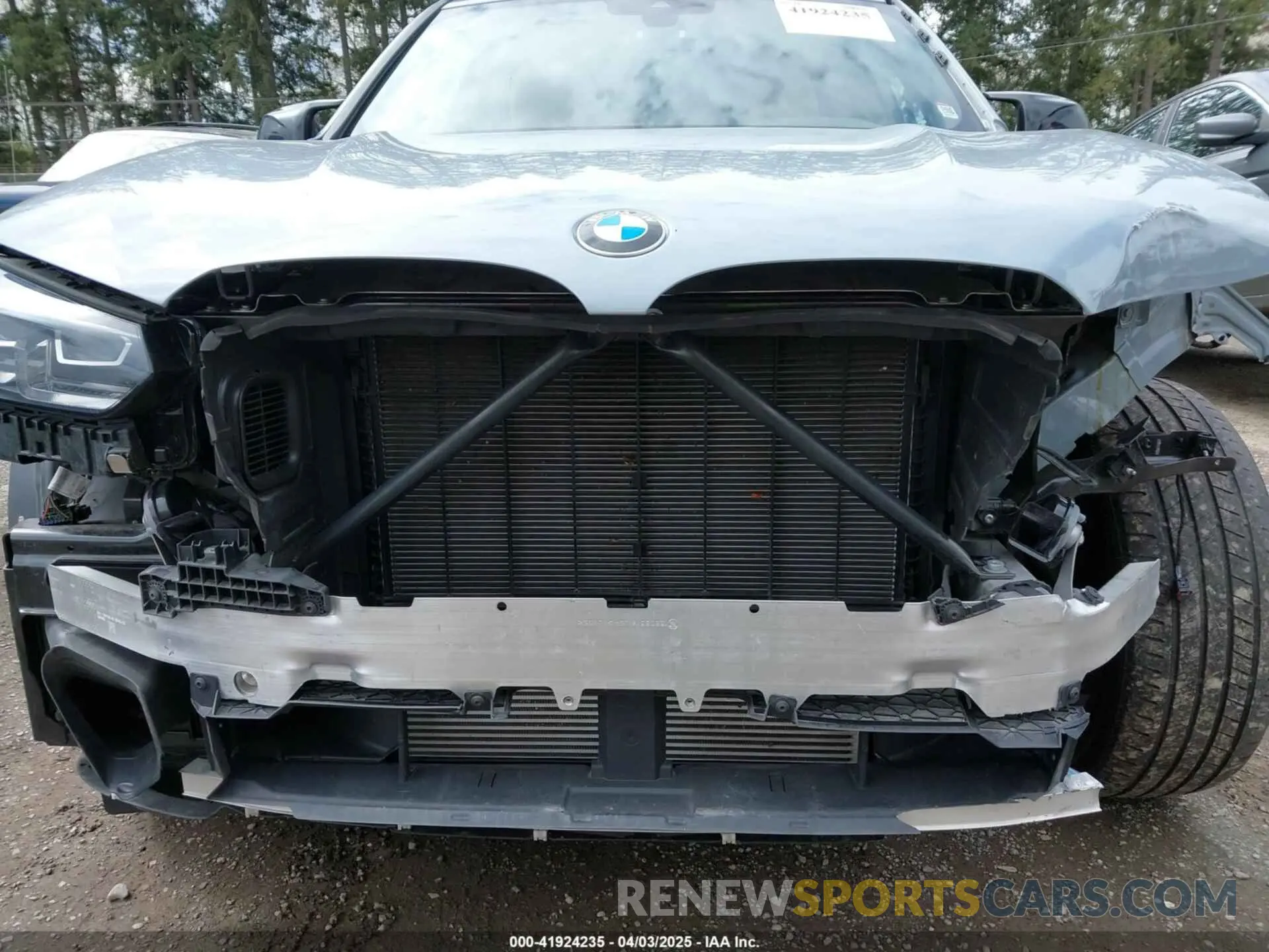 18 Photograph of a damaged car 5UX83DP00P9R87761 BMW X3 2023