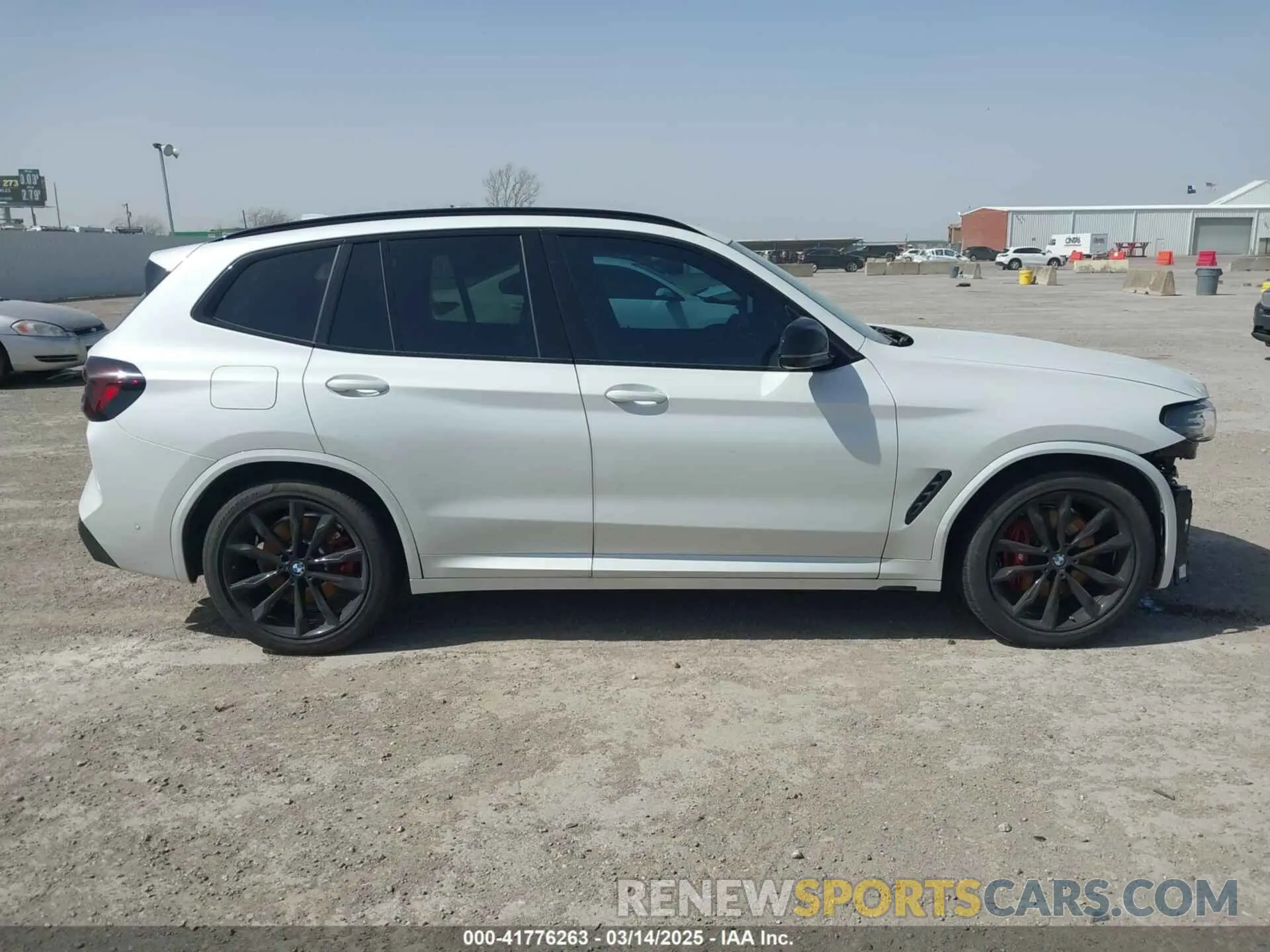 13 Photograph of a damaged car 5UX83DP02P9T16057 BMW X3 2023