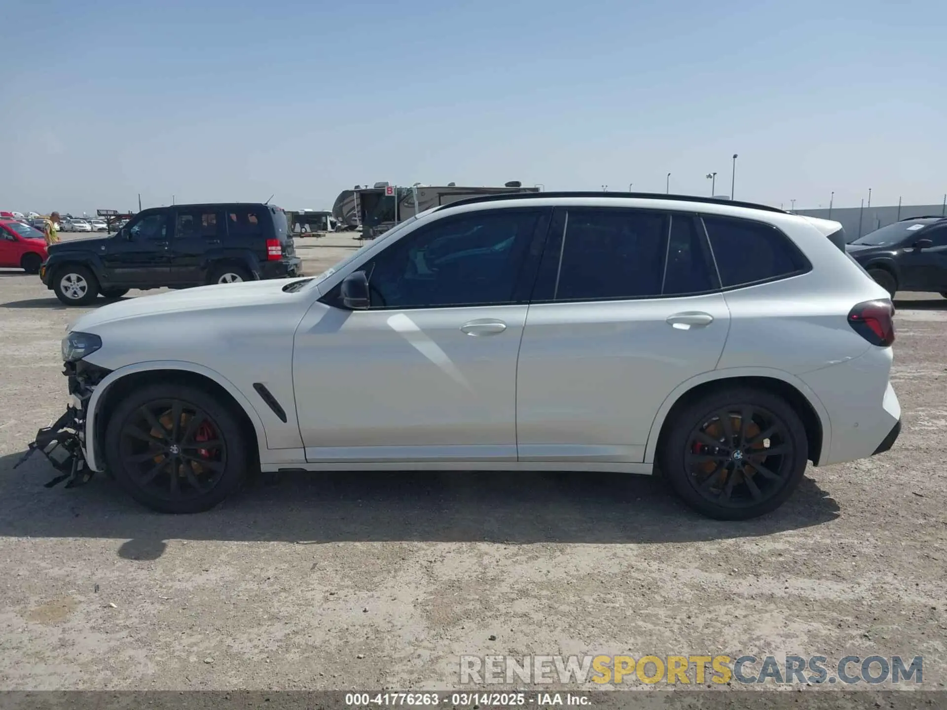 14 Photograph of a damaged car 5UX83DP02P9T16057 BMW X3 2023