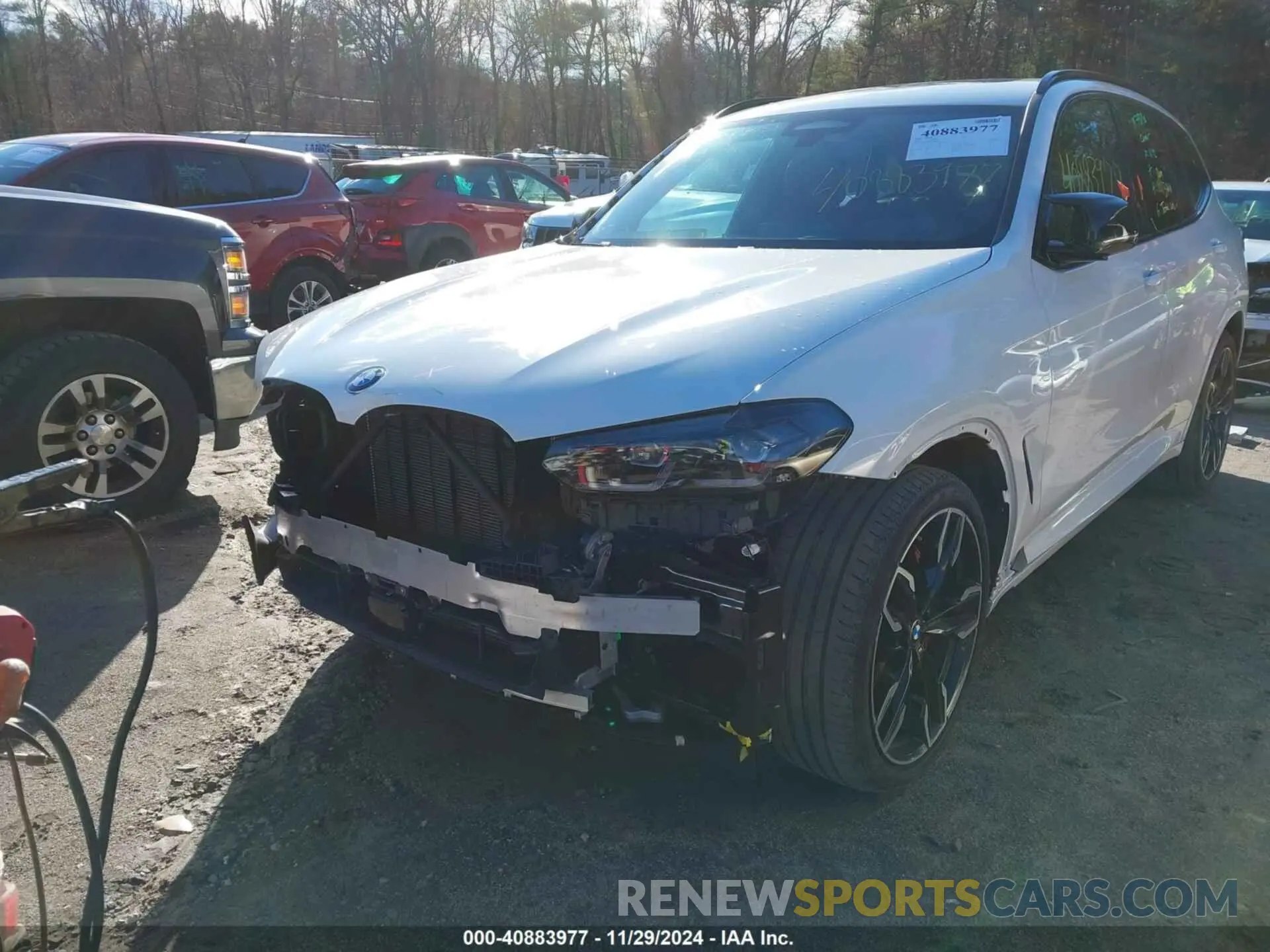 6 Photograph of a damaged car 5UX83DP05P9T04162 BMW X3 2023