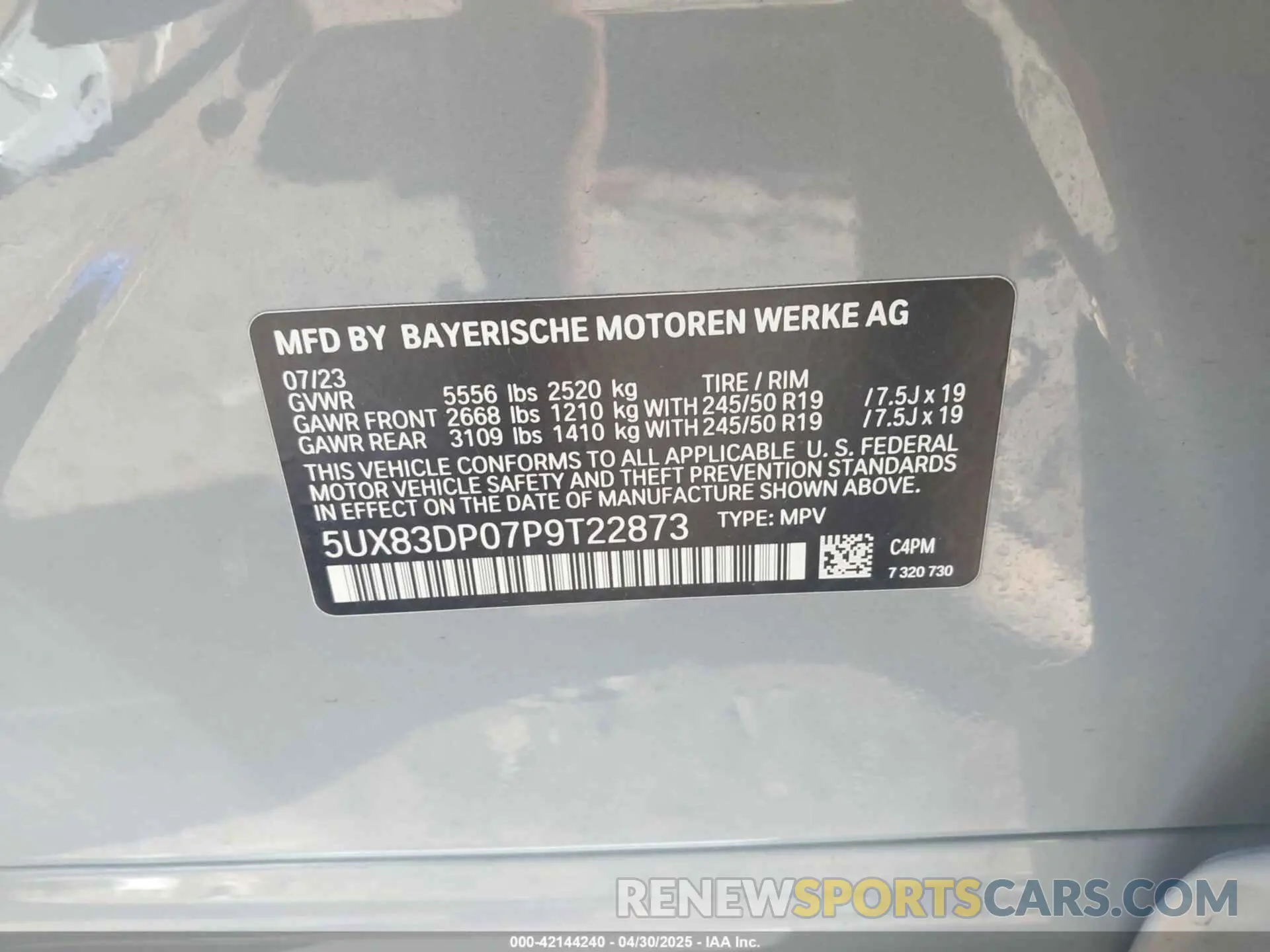 9 Photograph of a damaged car 5UX83DP07P9T22873 BMW X3 2023