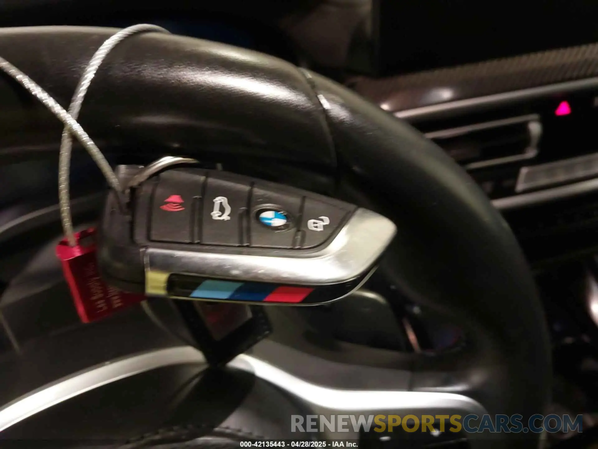 11 Photograph of a damaged car 5UX83DP0XP9T33821 BMW X3 2023