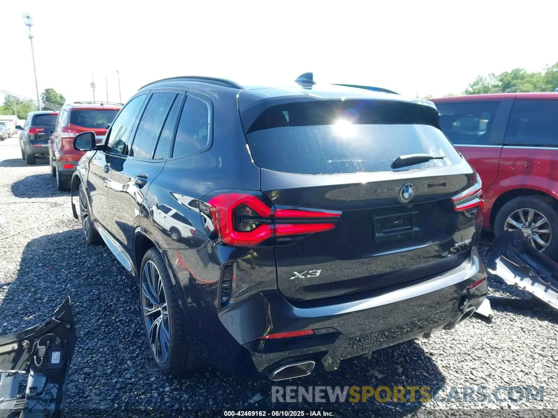 3 Photograph of a damaged car WBX57DP02PN240830 BMW X3 2023