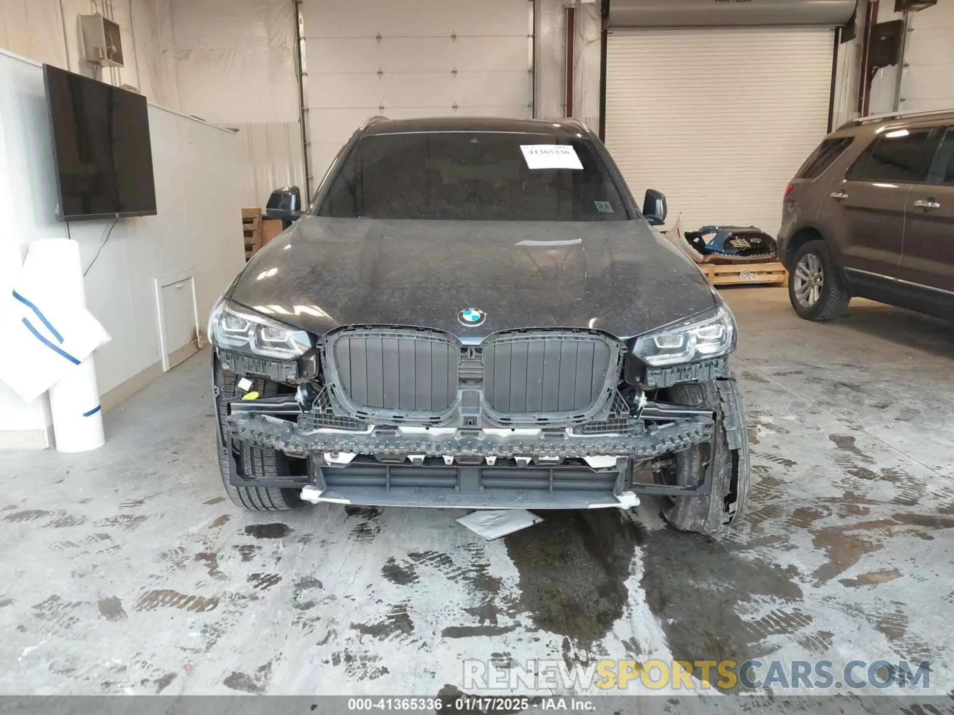 13 Photograph of a damaged car WBX57DP0XPN241868 BMW X3 2023