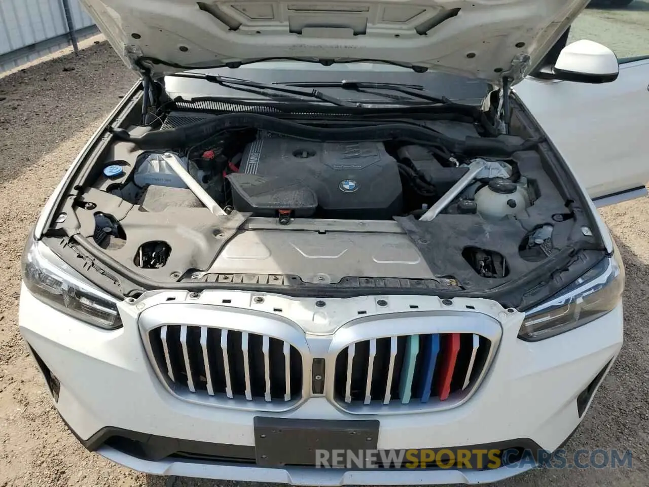 12 Photograph of a damaged car 5UX43DP00R9T51388 BMW X3 2024