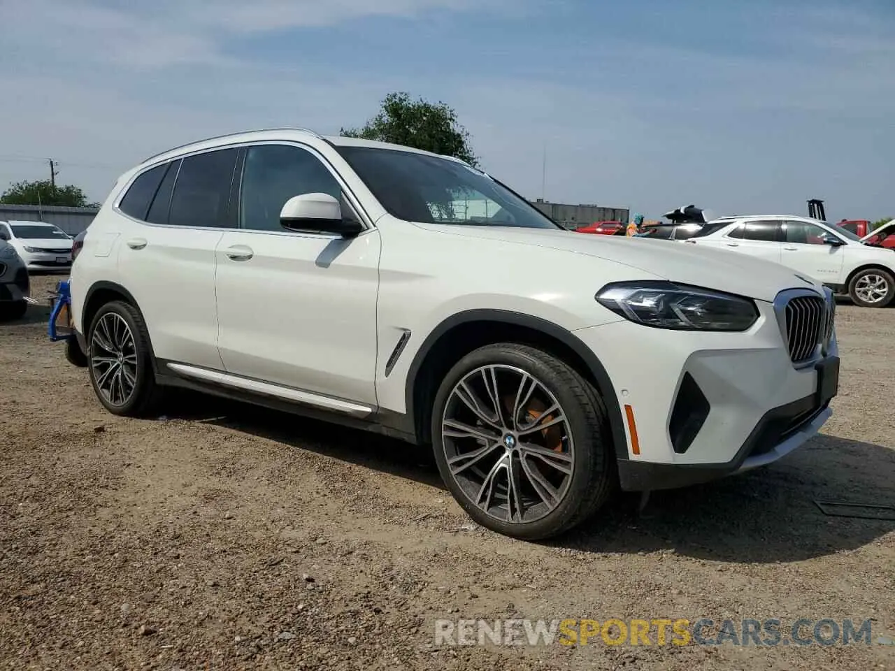 4 Photograph of a damaged car 5UX43DP00R9T51388 BMW X3 2024