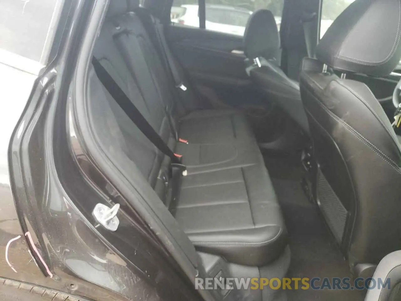 11 Photograph of a damaged car 5UX43DP00R9V01905 BMW X3 2024