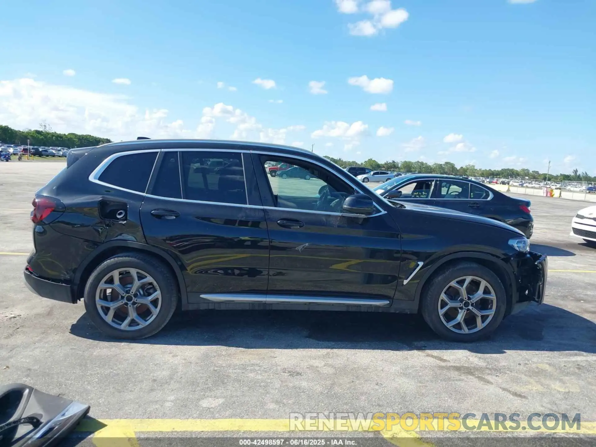 13 Photograph of a damaged car 5UX43DP00R9V04173 BMW X3 2024