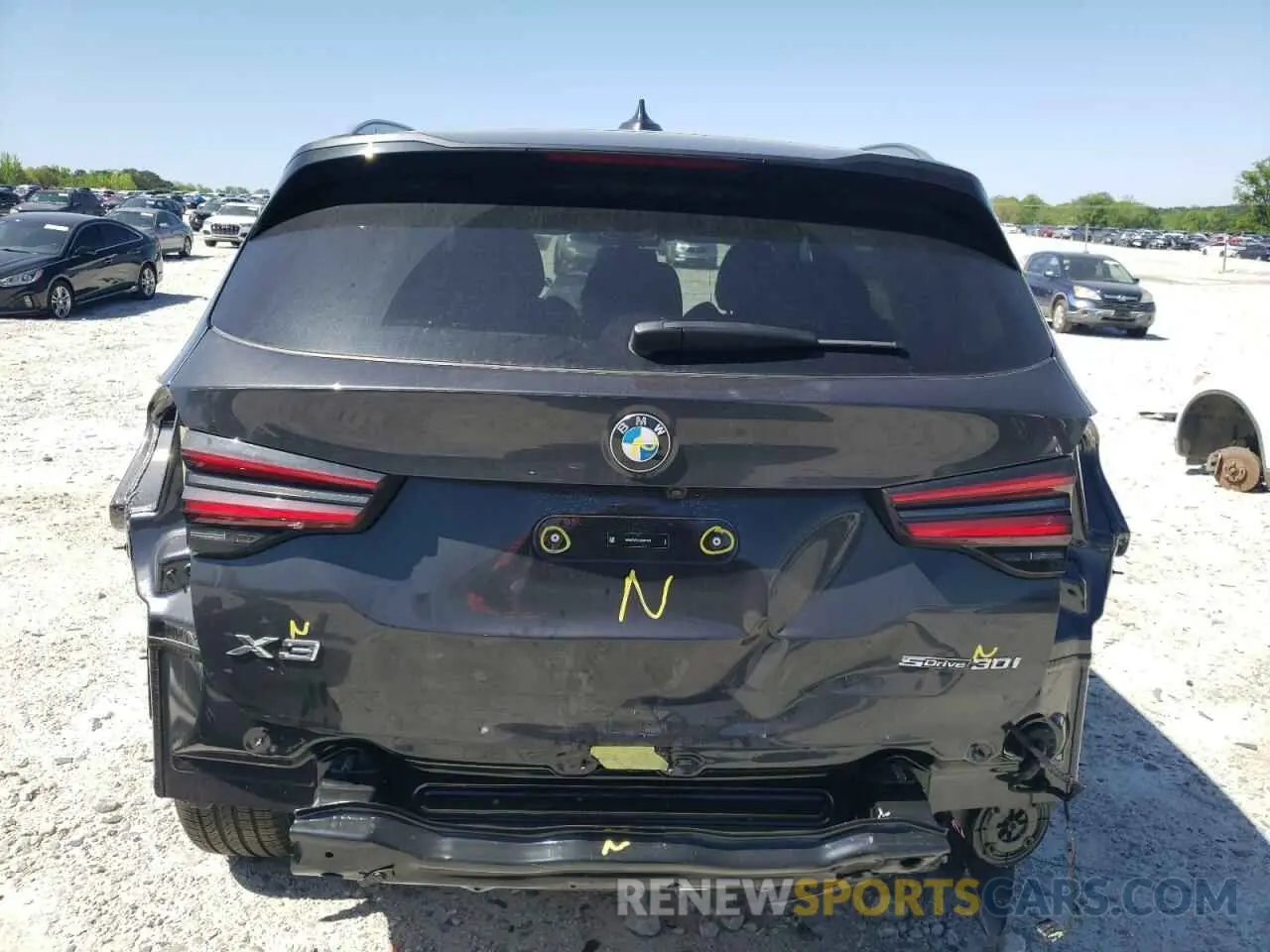 6 Photograph of a damaged car 5UX43DP00R9X47322 BMW X3 2024