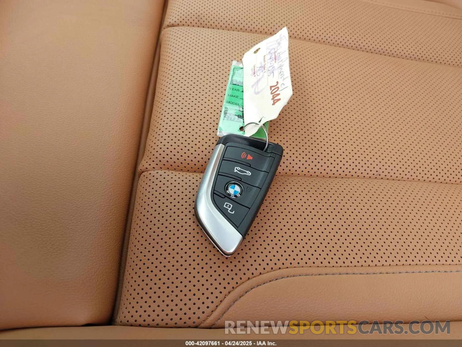 11 Photograph of a damaged car 5UX43DP02R9U52335 BMW X3 2024