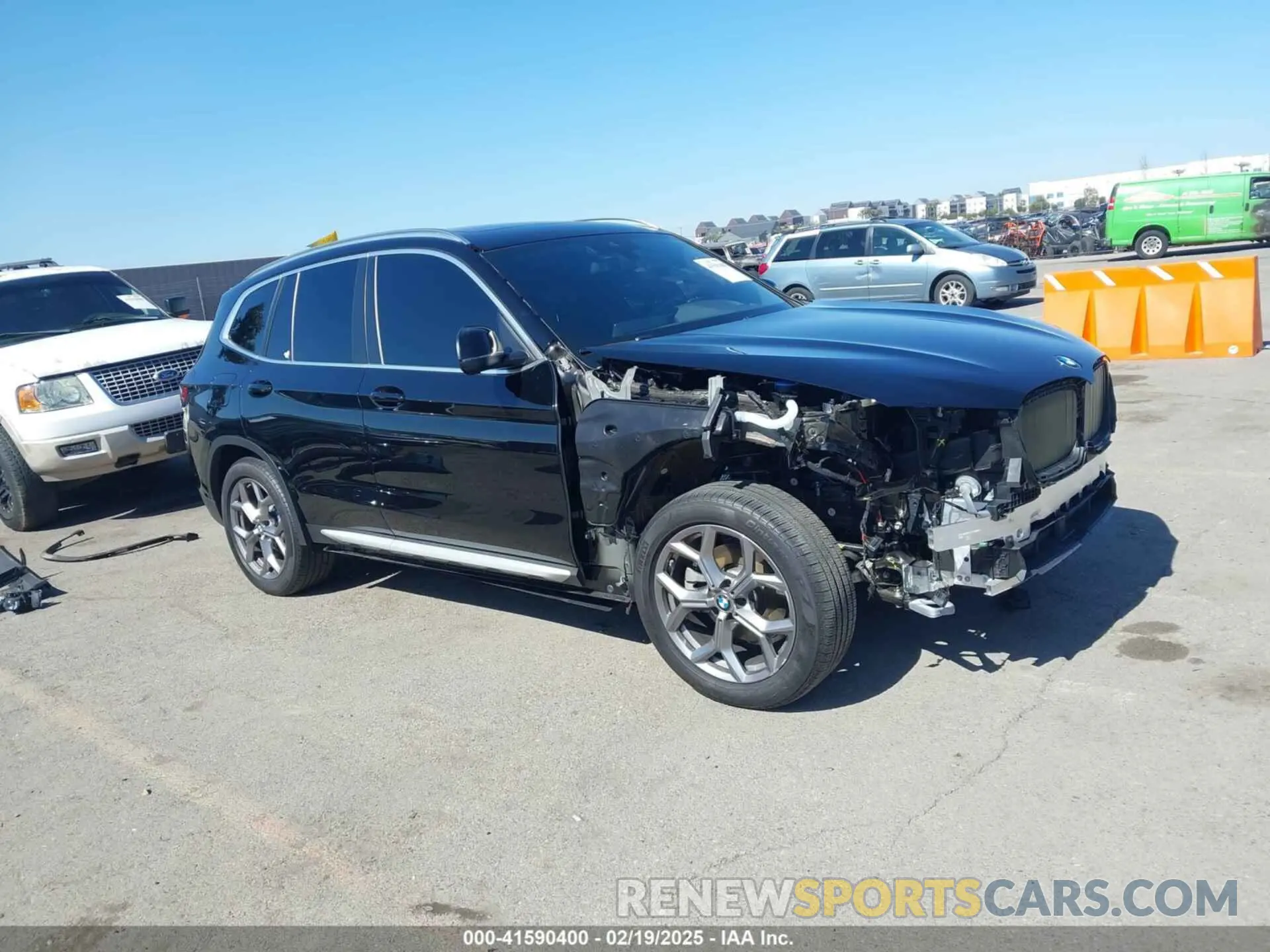 1 Photograph of a damaged car 5UX43DP03R9X41272 BMW X3 2024