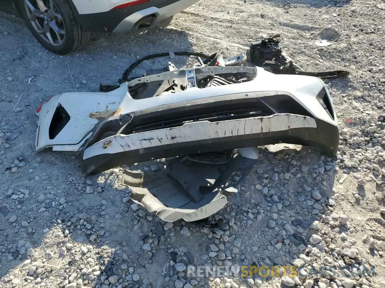 13 Photograph of a damaged car 5UX43DP04R9T76178 BMW X3 2024