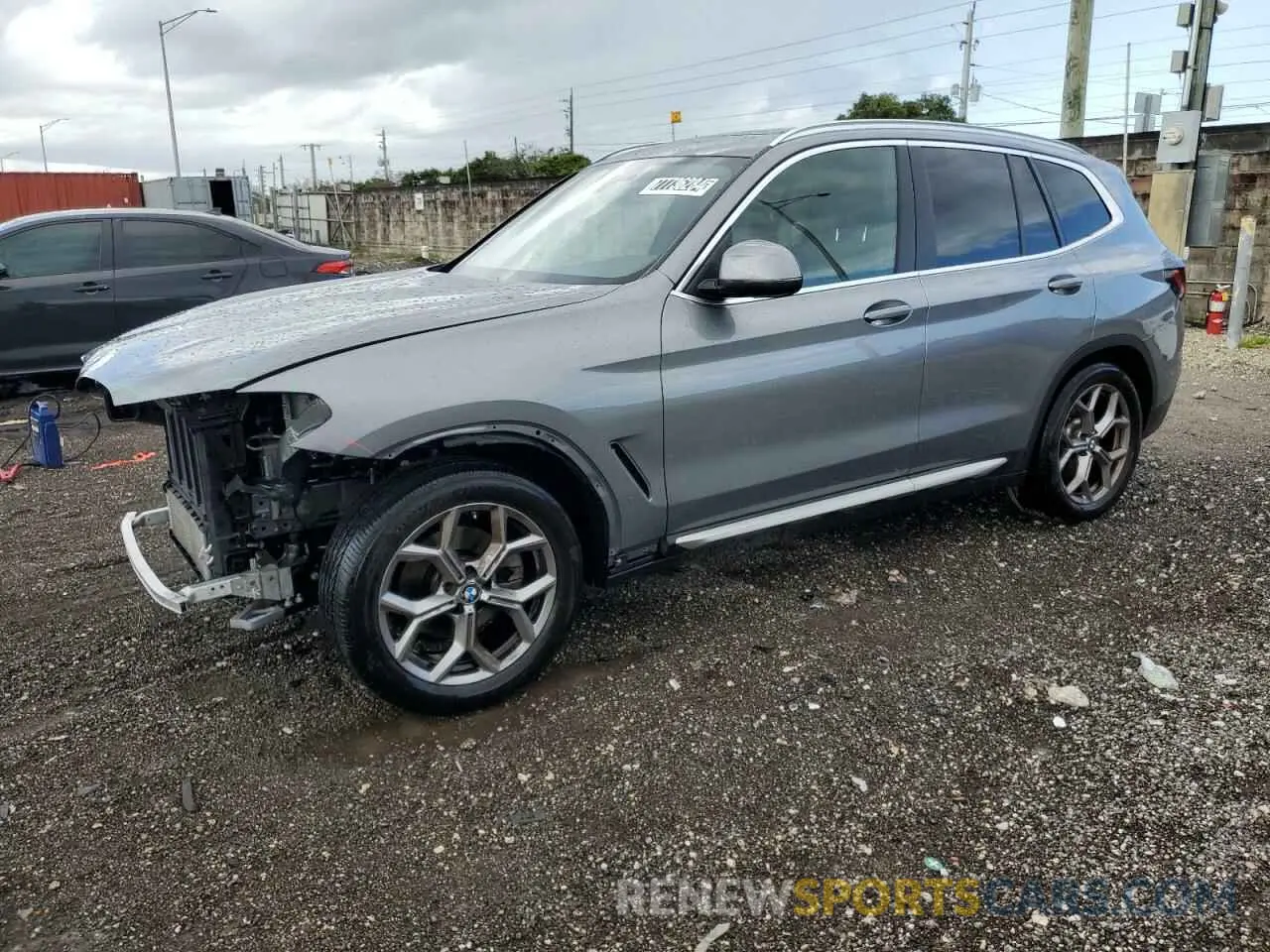 1 Photograph of a damaged car 5UX43DP04R9U57259 BMW X3 2024