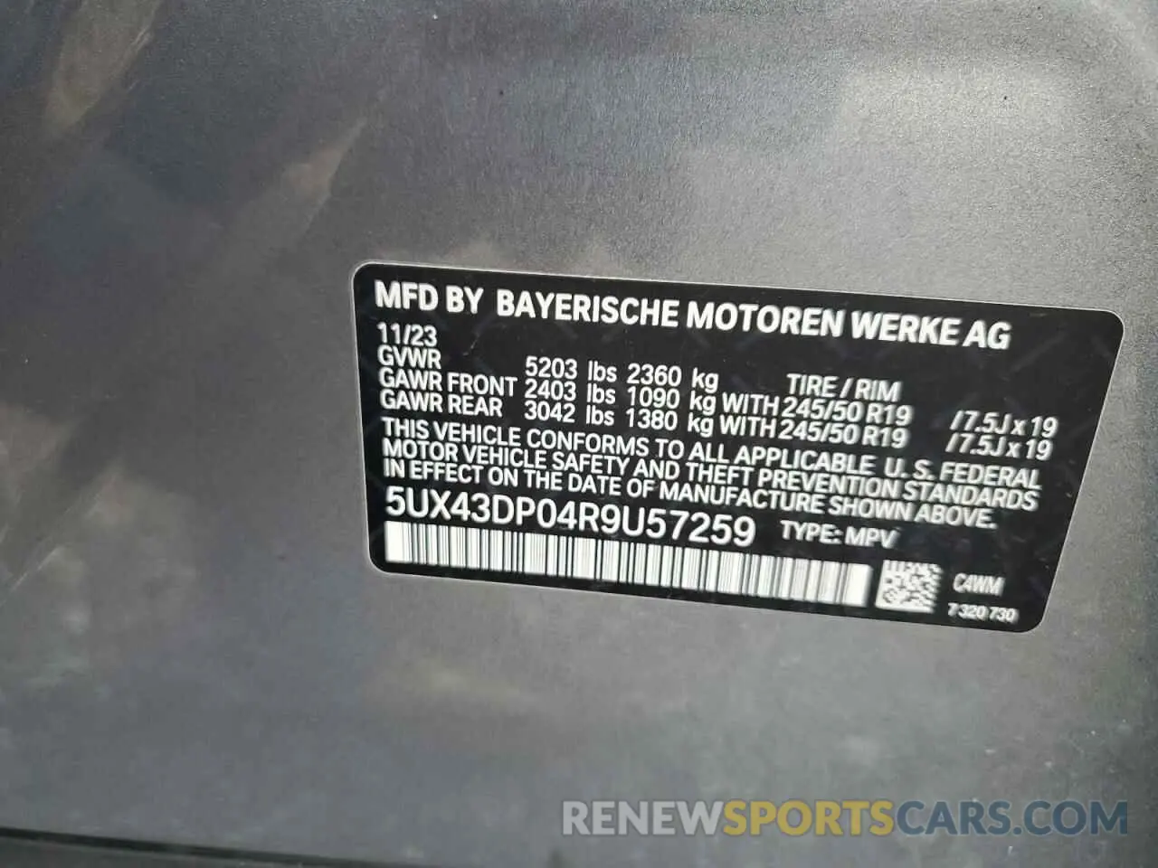 12 Photograph of a damaged car 5UX43DP04R9U57259 BMW X3 2024