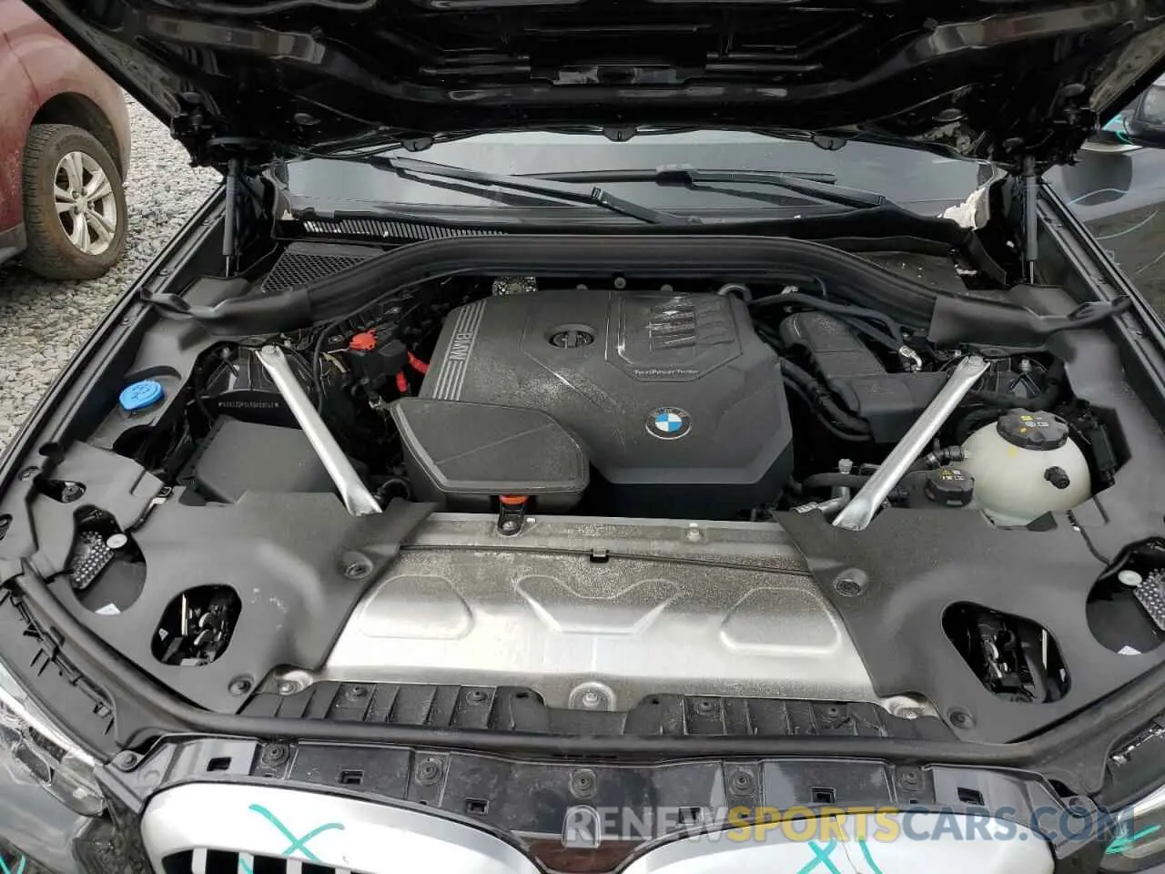 12 Photograph of a damaged car 5UX43DP04R9X08040 BMW X3 2024