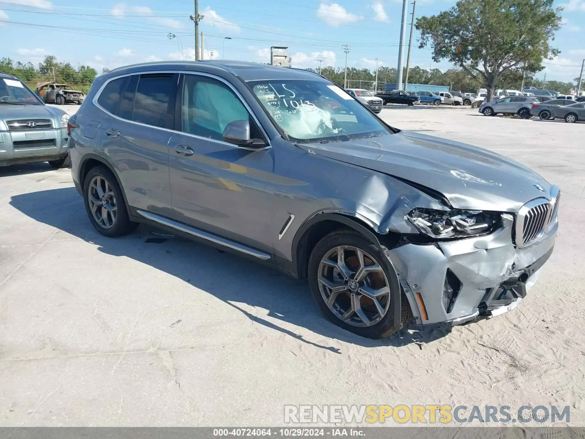 1 Photograph of a damaged car 5UX43DP05R9W40914 BMW X3 2024