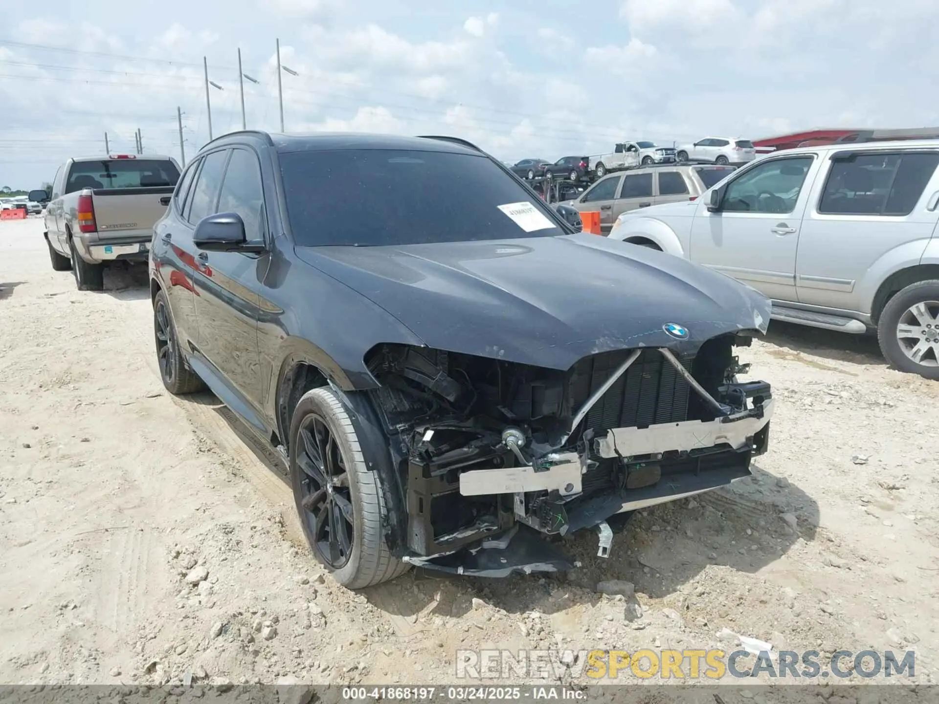 1 Photograph of a damaged car 5UX43DP05R9X46814 BMW X3 2024