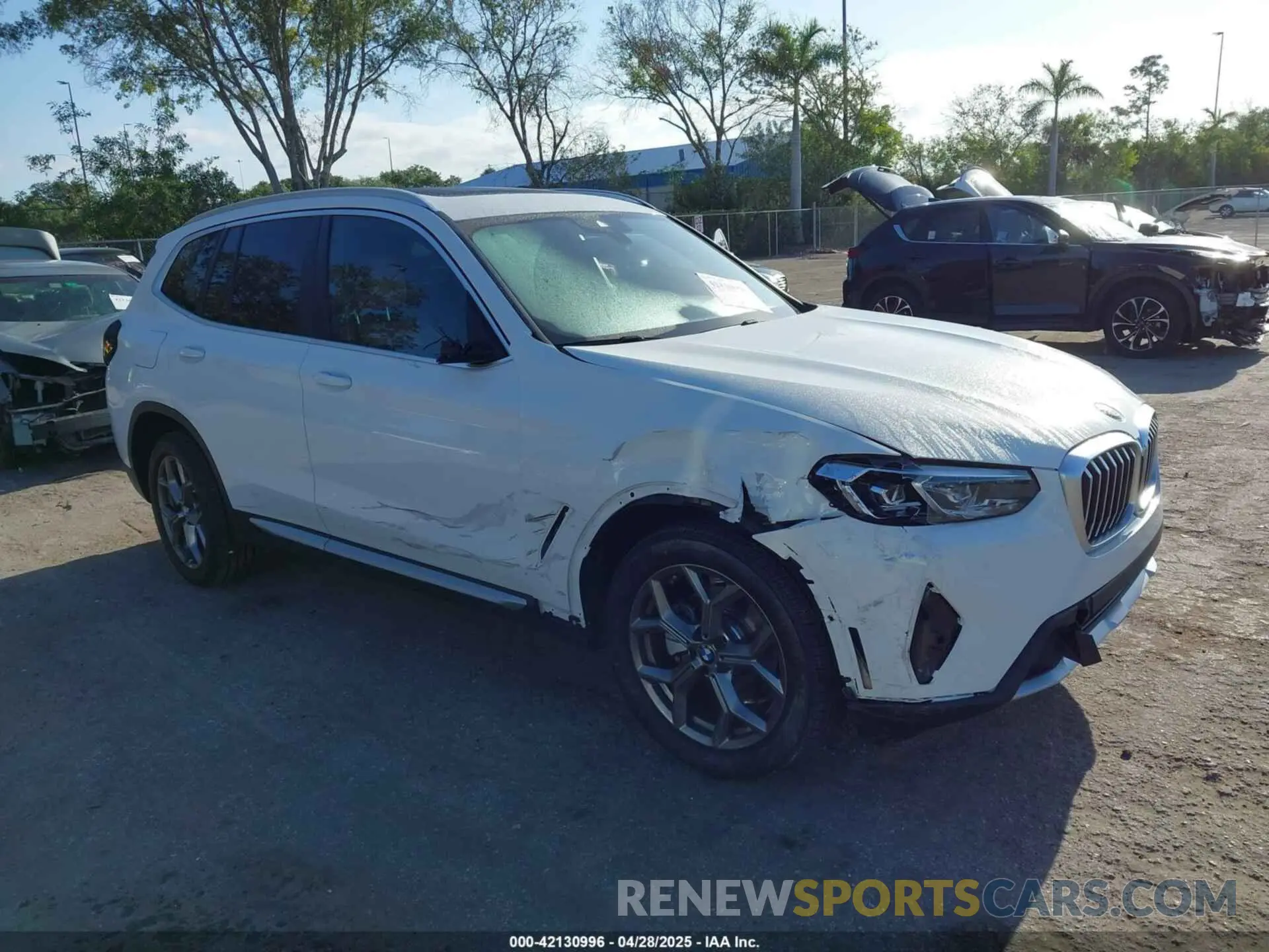 1 Photograph of a damaged car 5UX43DP07R9U11649 BMW X3 2024