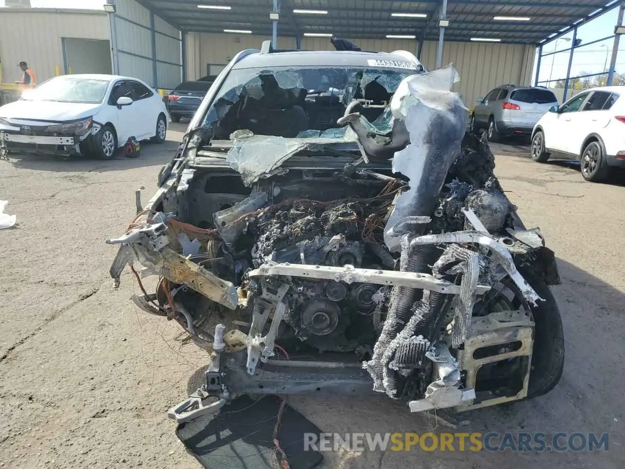 5 Photograph of a damaged car 5UX43DP07R9V35274 BMW X3 2024