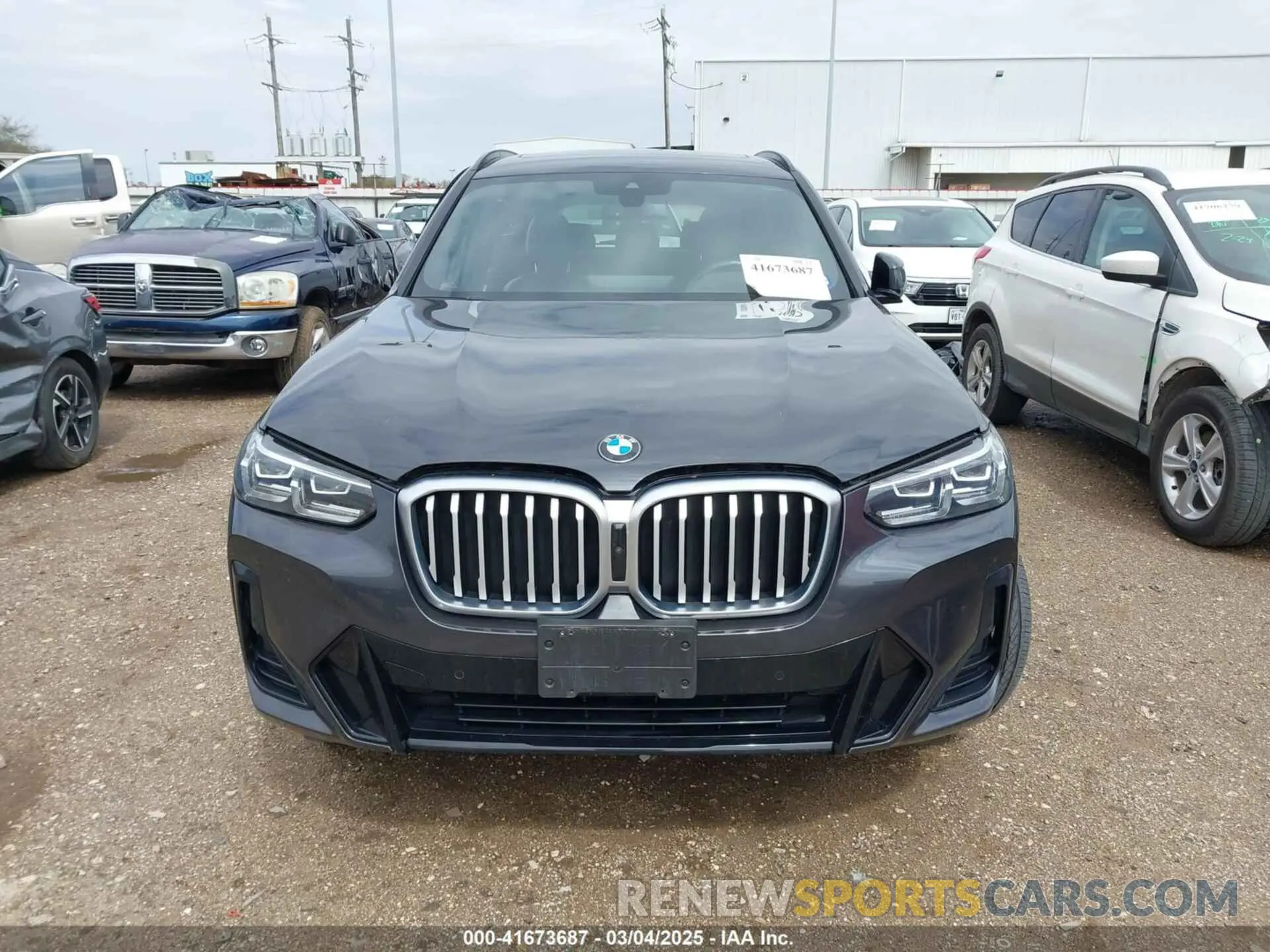 13 Photograph of a damaged car 5UX43DP07R9V39275 BMW X3 2024