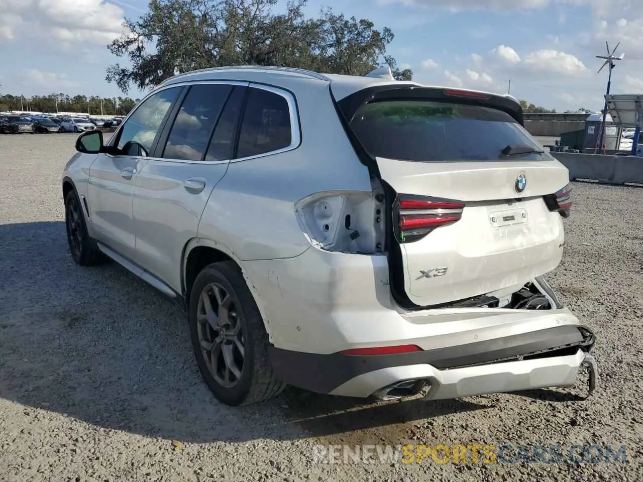 2 Photograph of a damaged car 5UX43DP08R9T39988 BMW X3 2024