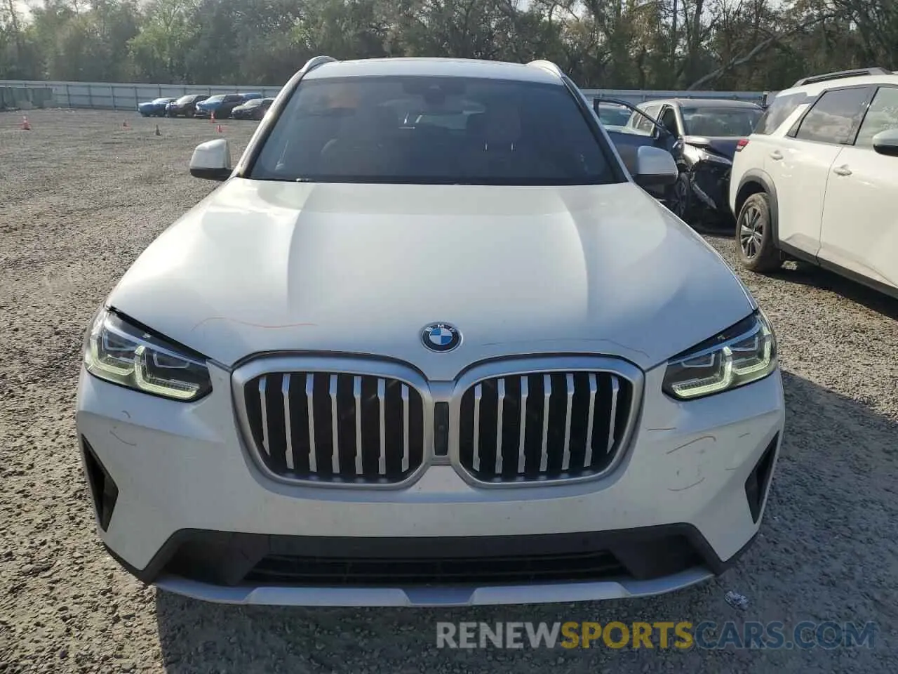 5 Photograph of a damaged car 5UX43DP08R9T39988 BMW X3 2024