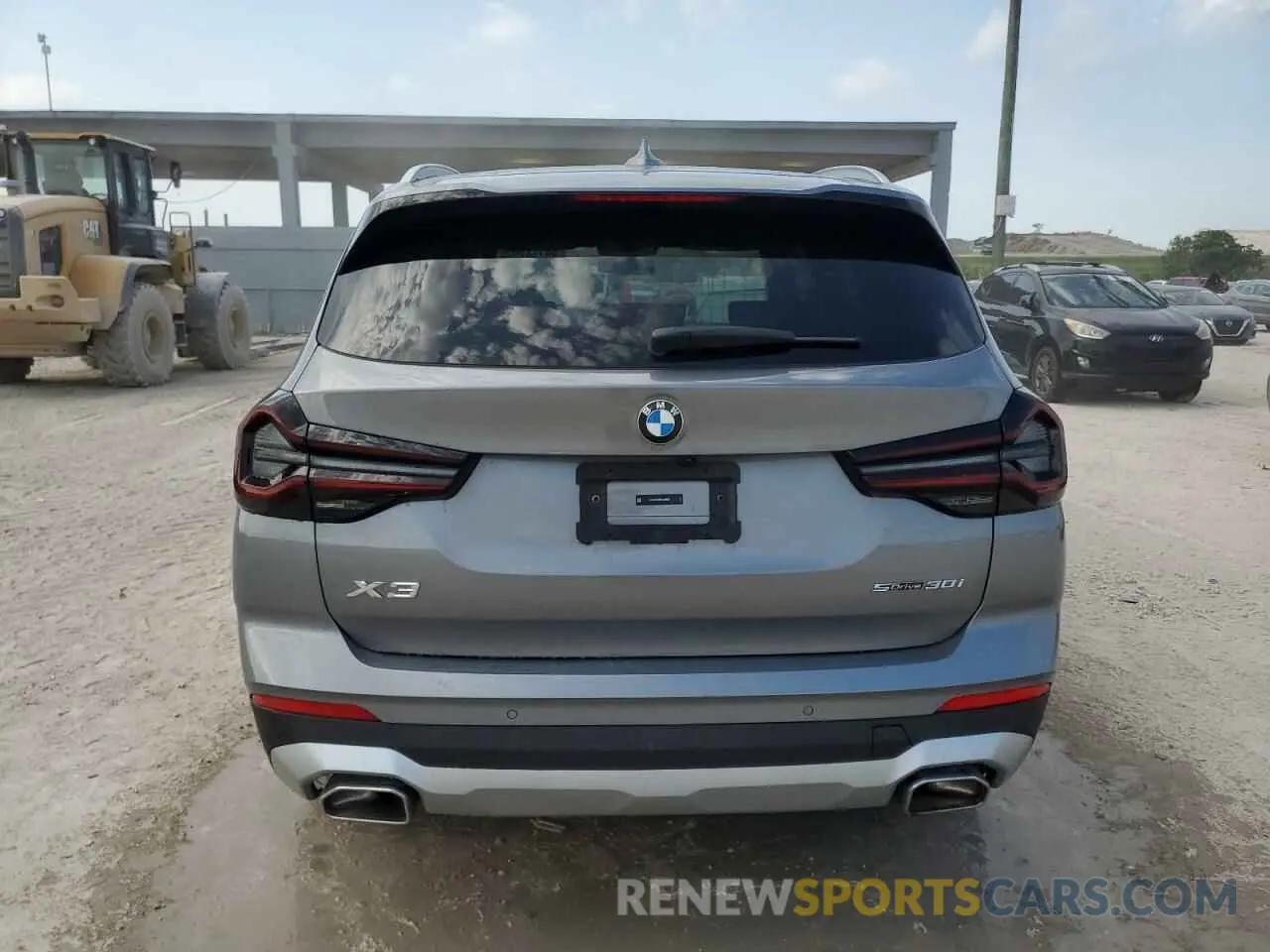 6 Photograph of a damaged car 5UX43DP08R9U98638 BMW X3 2024
