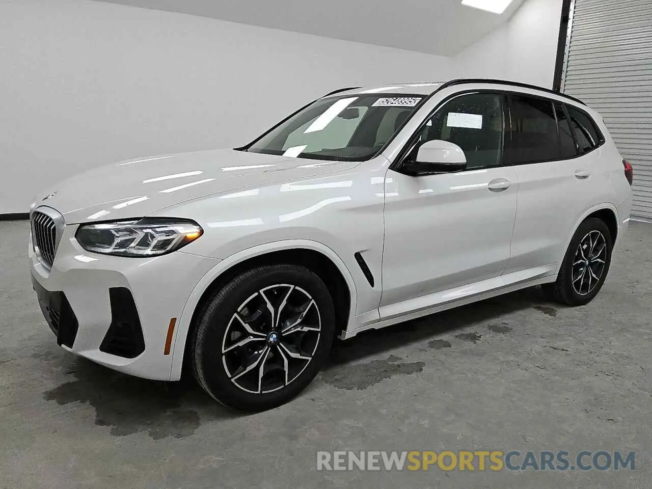 1 Photograph of a damaged car 5UX43DP08R9W57559 BMW X3 2024