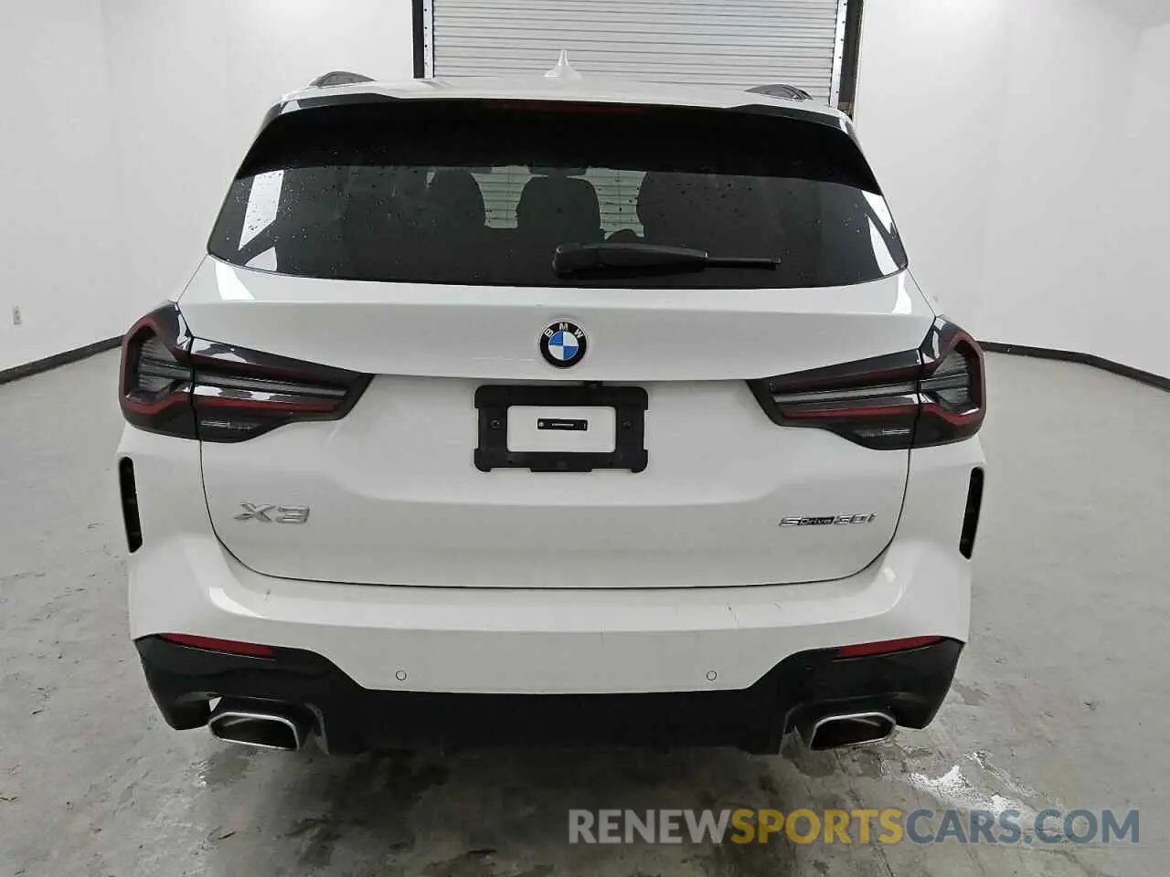 6 Photograph of a damaged car 5UX43DP08R9W57559 BMW X3 2024