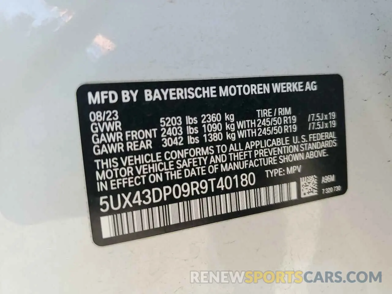 13 Photograph of a damaged car 5UX43DP09R9T40180 BMW X3 2024