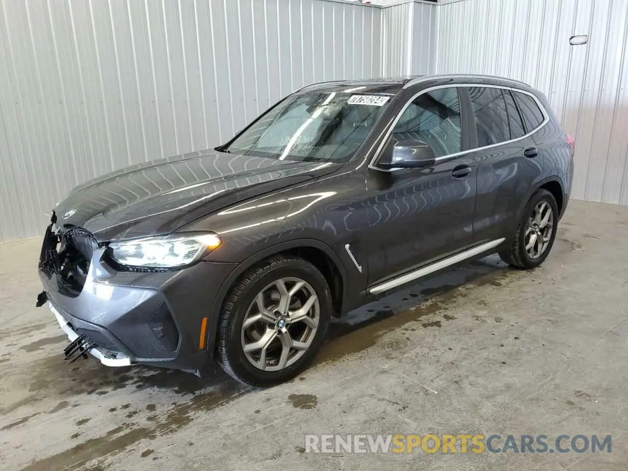 1 Photograph of a damaged car 5UX43DP0XR9U57668 BMW X3 2024