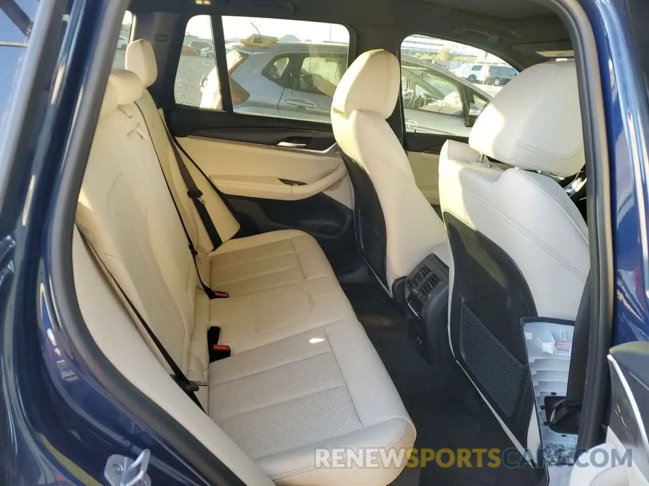 11 Photograph of a damaged car 5UX43DP0XR9U65544 BMW X3 2024