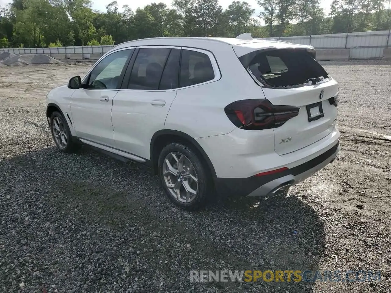 2 Photograph of a damaged car 5UX43DP0XR9W90823 BMW X3 2024