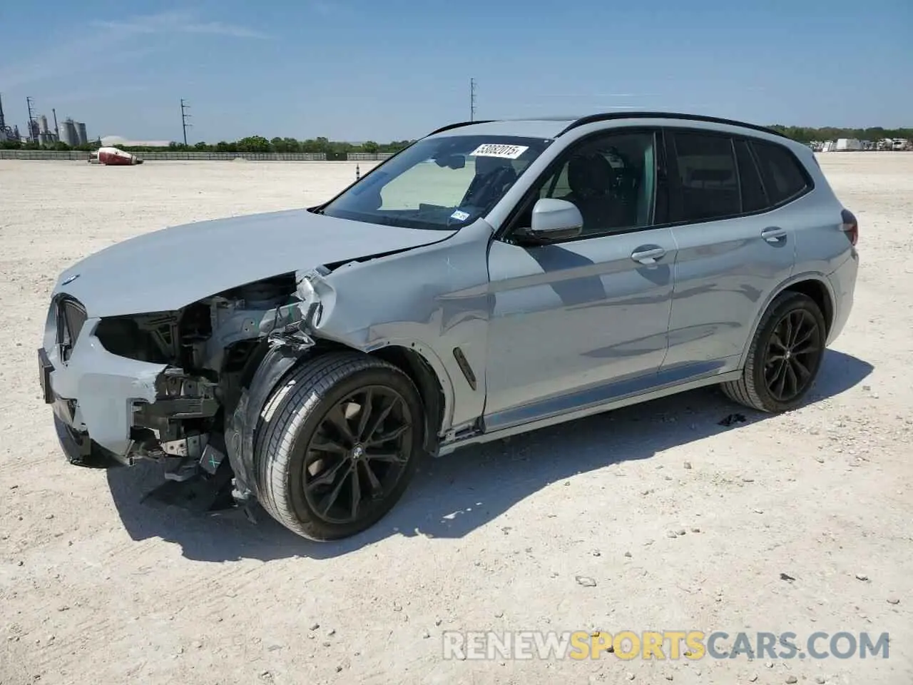 1 Photograph of a damaged car 5UX43DP0XR9X30530 BMW X3 2024