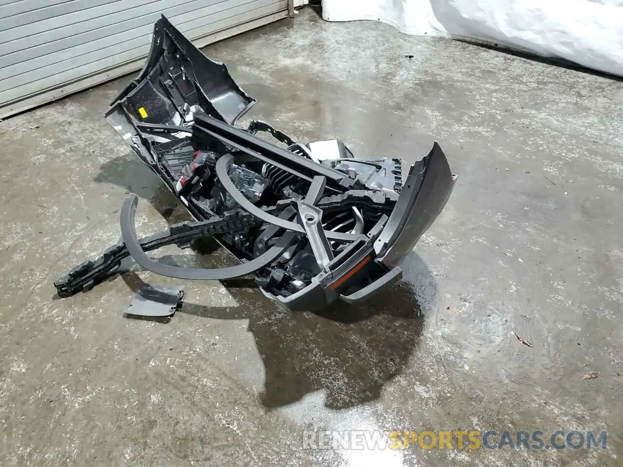 13 Photograph of a damaged car 5UX53DP00R9T56983 BMW X3 2024