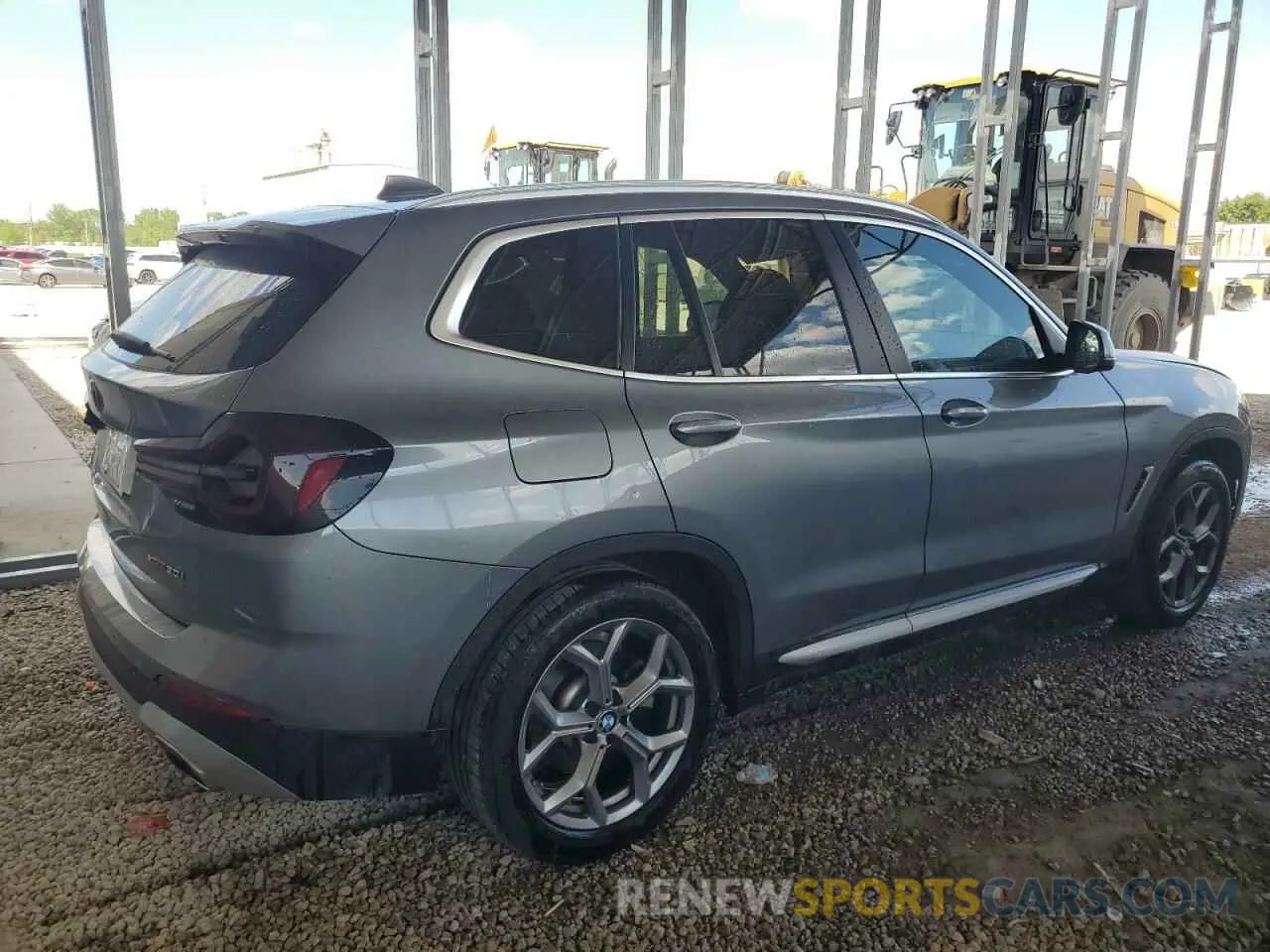 3 Photograph of a damaged car 5UX53DP00R9V28011 BMW X3 2024