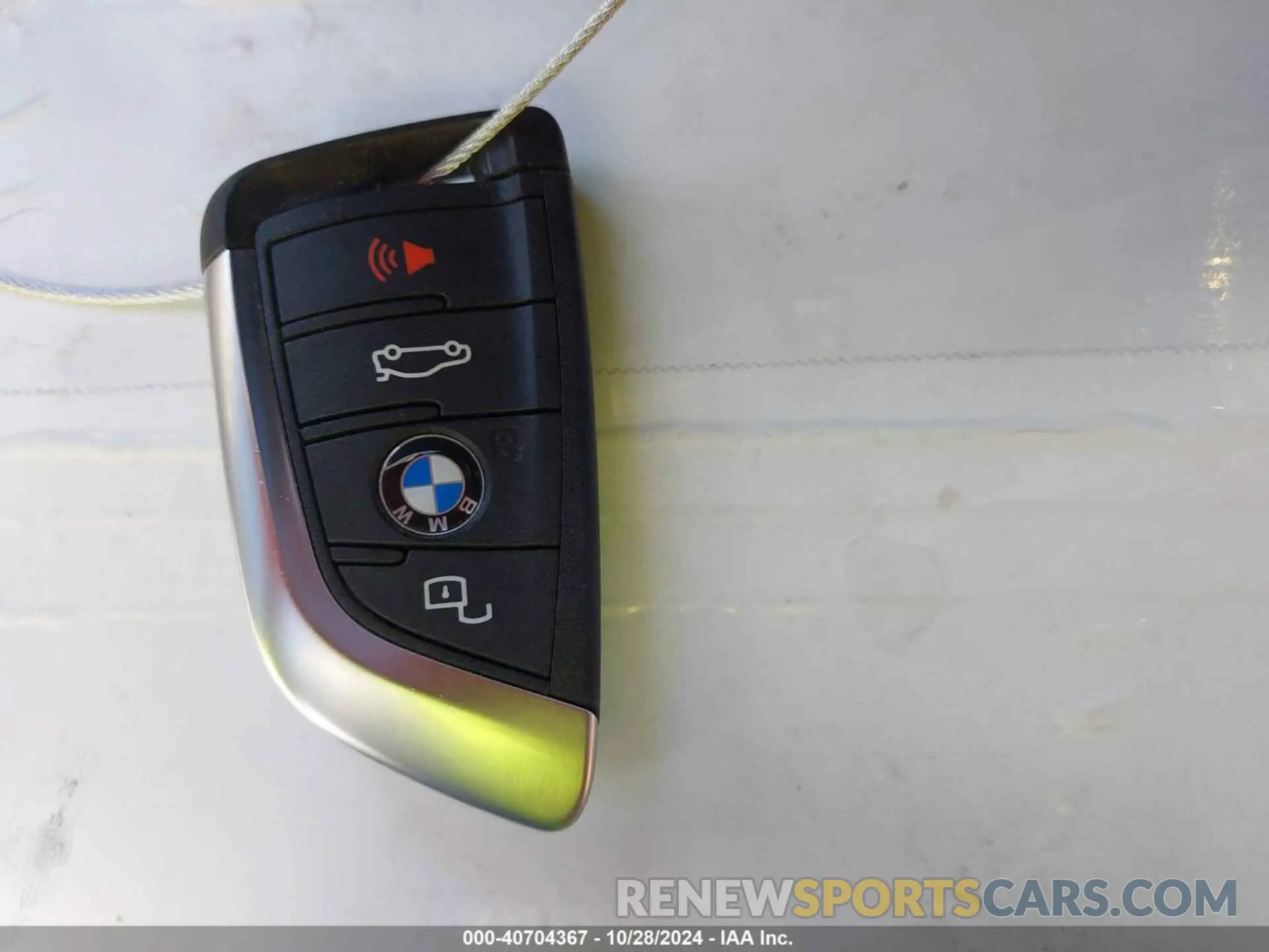 11 Photograph of a damaged car 5UX53DP00R9V82800 BMW X3 2024