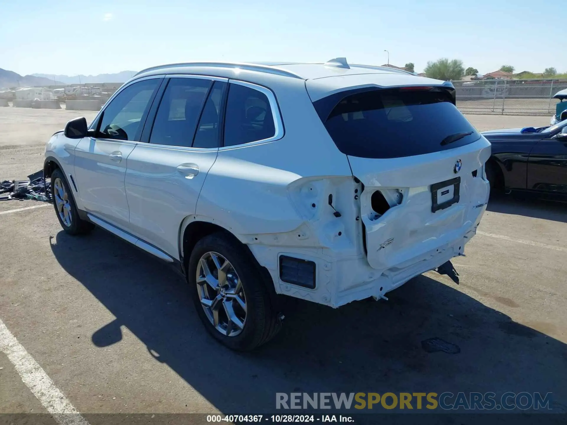 3 Photograph of a damaged car 5UX53DP00R9V82800 BMW X3 2024