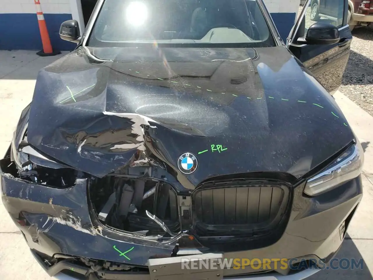 12 Photograph of a damaged car 5UX53DP00R9W18260 BMW X3 2024