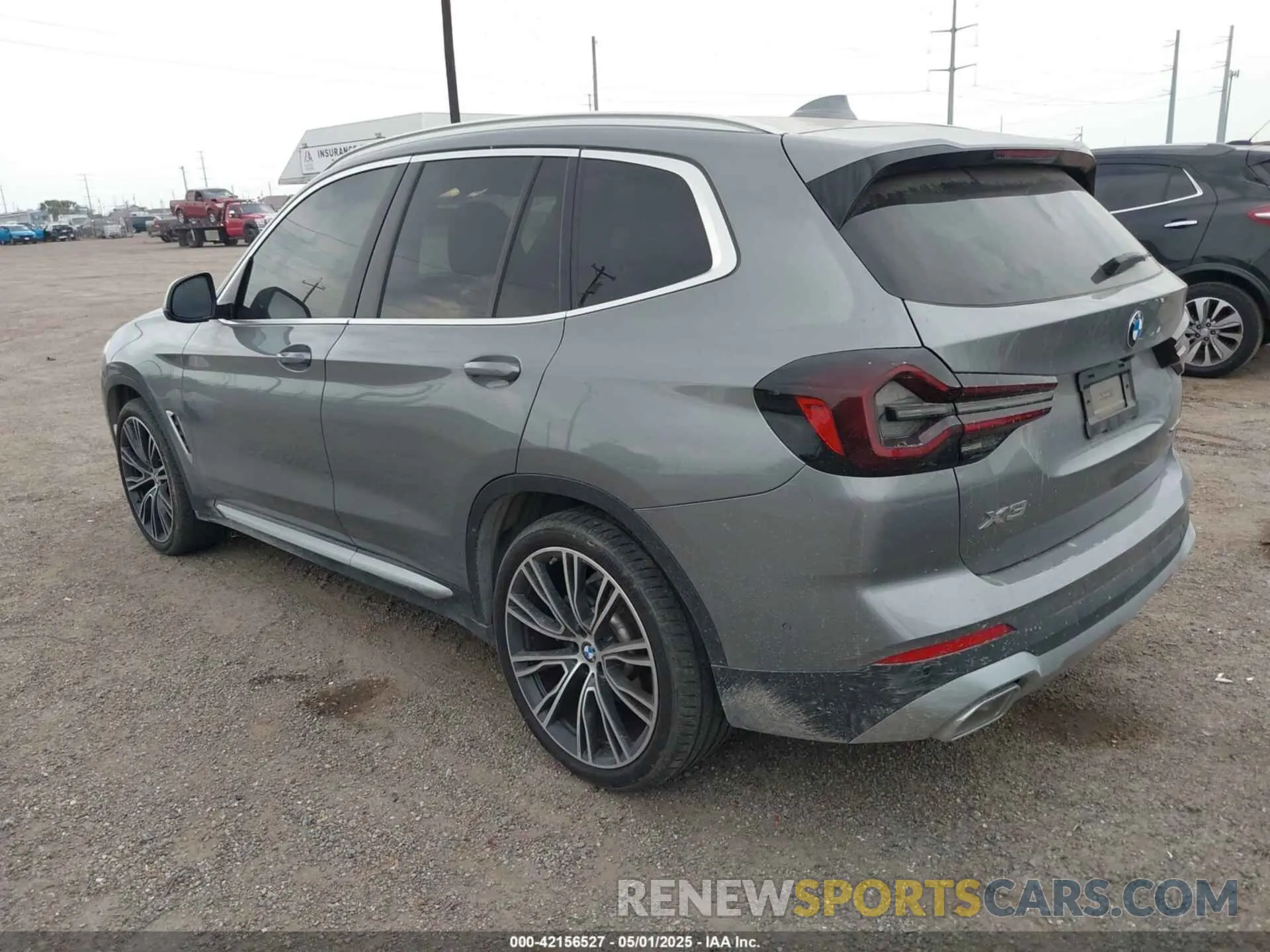 3 Photograph of a damaged car 5UX53DP01R9W01127 BMW X3 2024