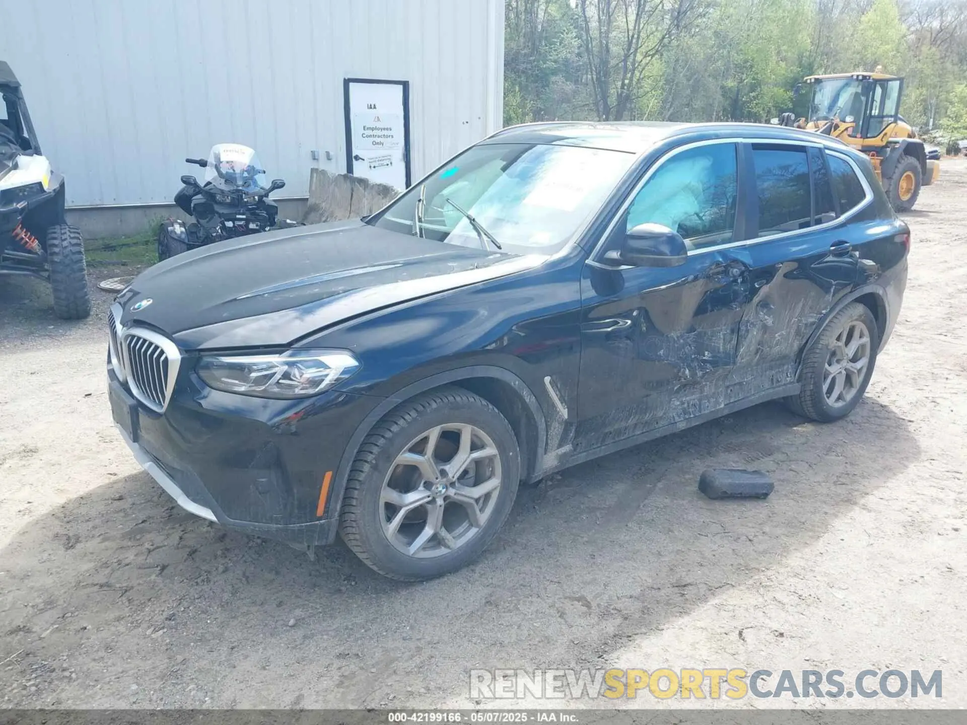 2 Photograph of a damaged car 5UX53DP02R9T63000 BMW X3 2024