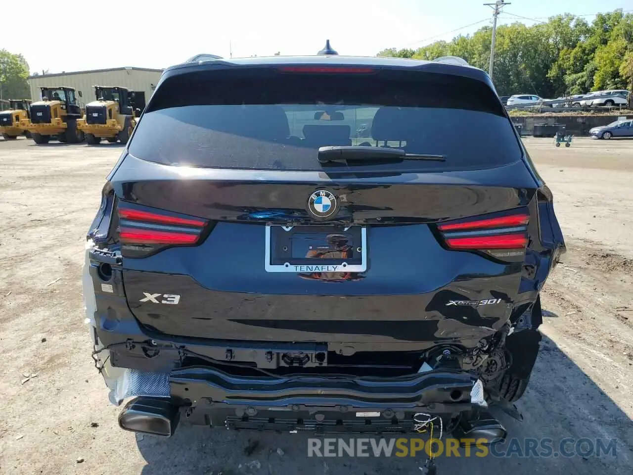 6 Photograph of a damaged car 5UX53DP02R9X46354 BMW X3 2024