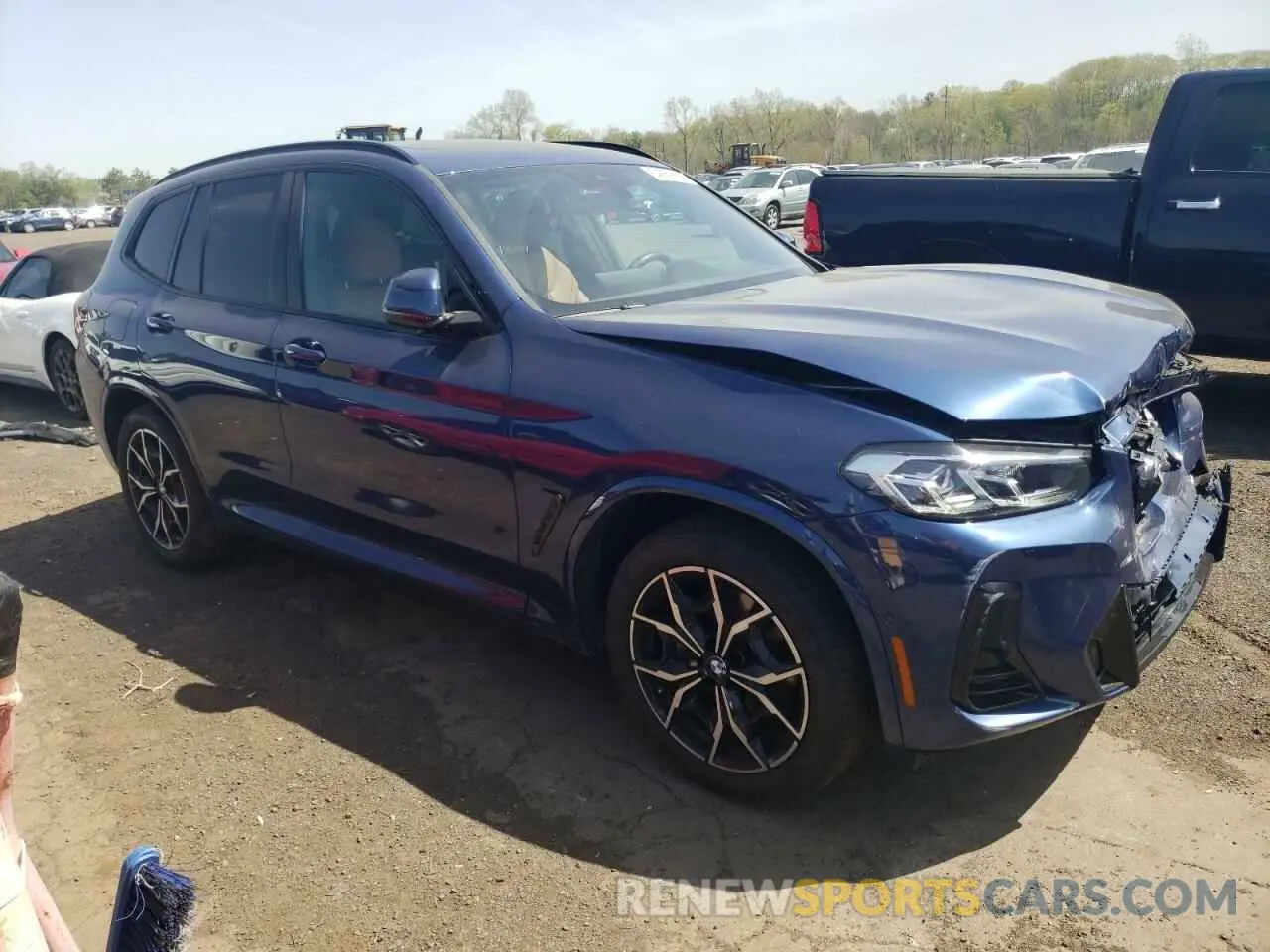 4 Photograph of a damaged car 5UX53DP03R9T83594 BMW X3 2024