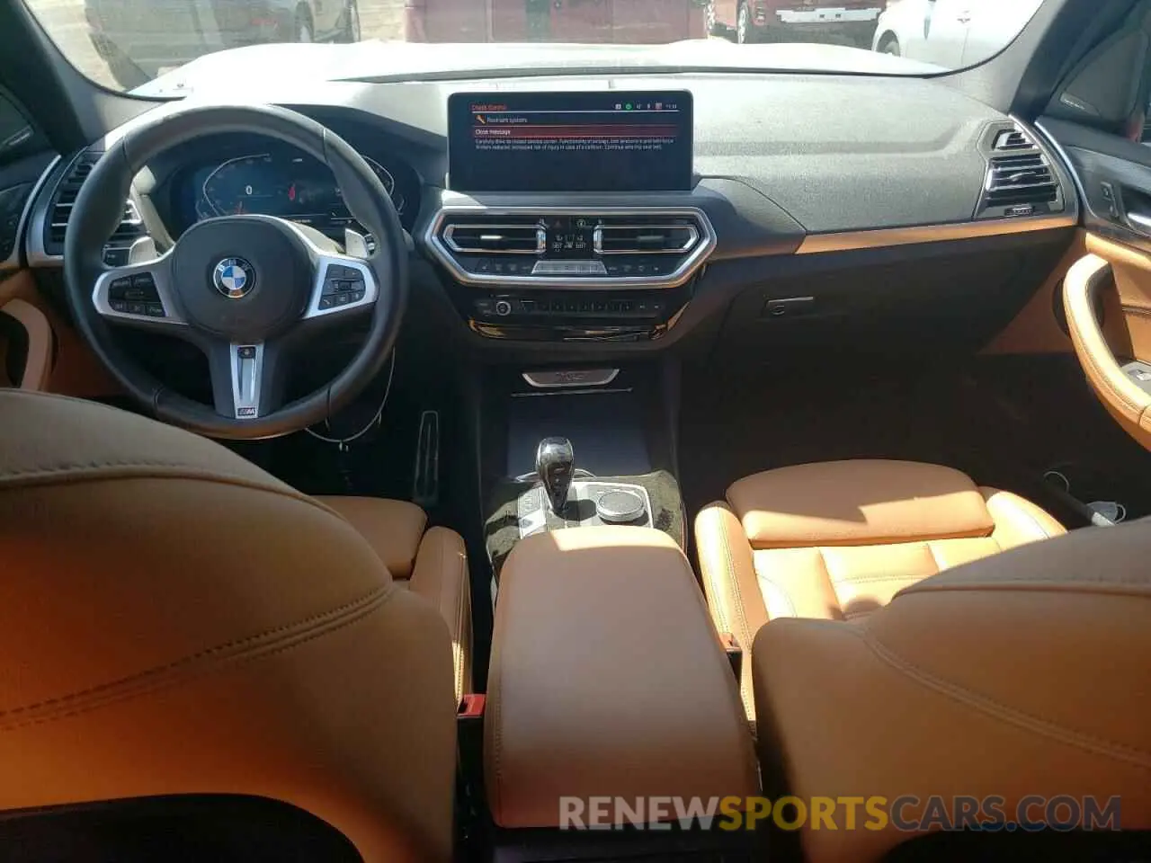 8 Photograph of a damaged car 5UX53DP03R9T83594 BMW X3 2024