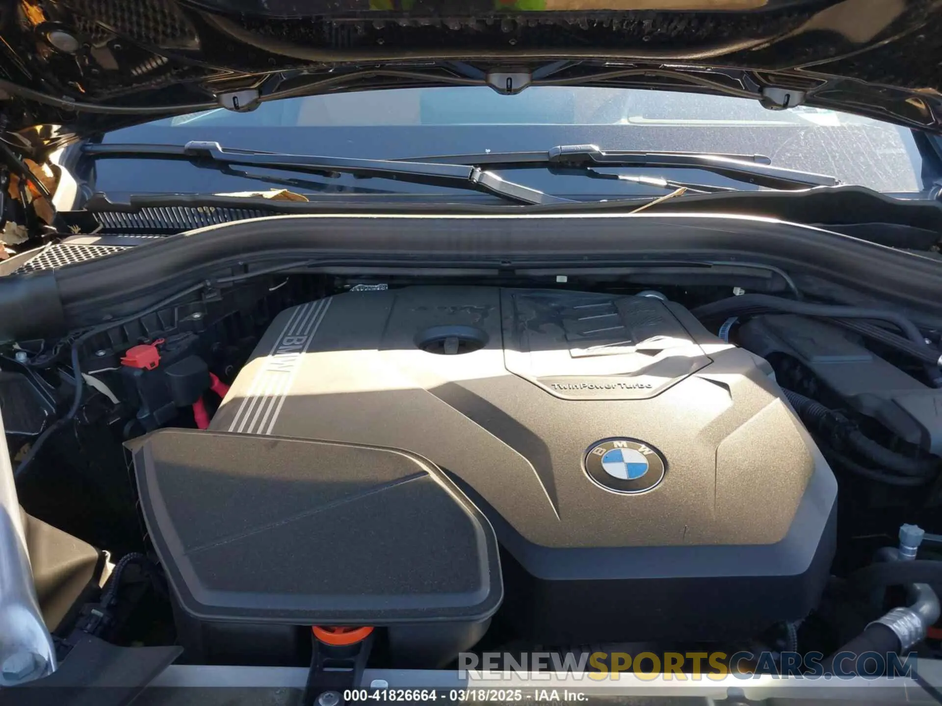 10 Photograph of a damaged car 5UX53DP03R9X02816 BMW X3 2024