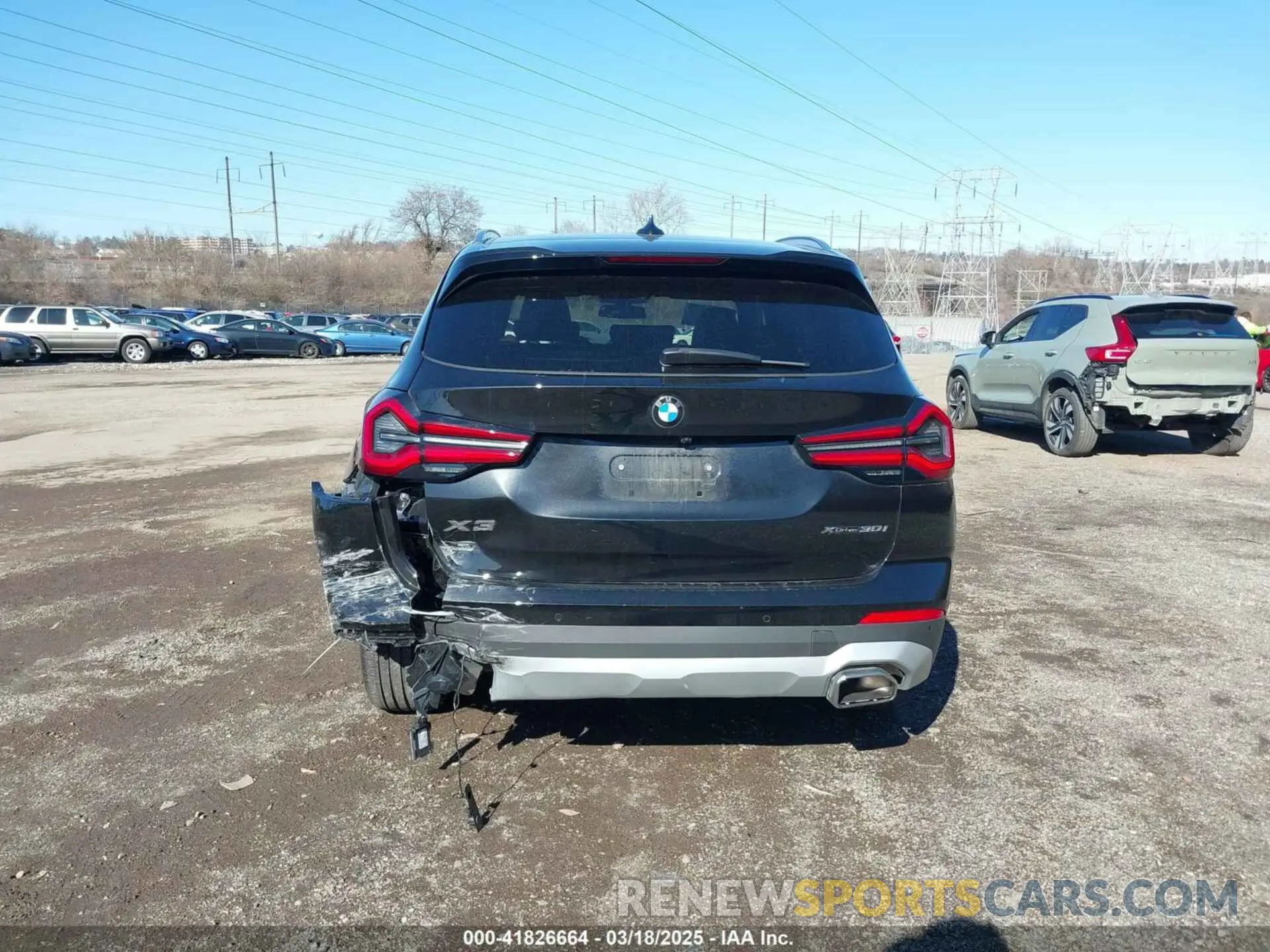 17 Photograph of a damaged car 5UX53DP03R9X02816 BMW X3 2024